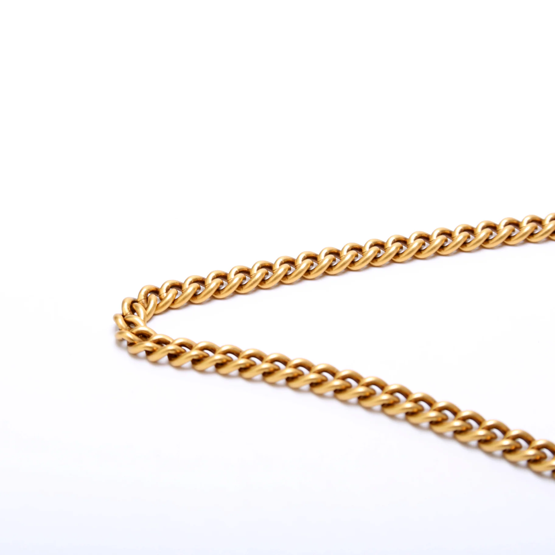573848 GG Stawberry Chain Wallet - Image 6