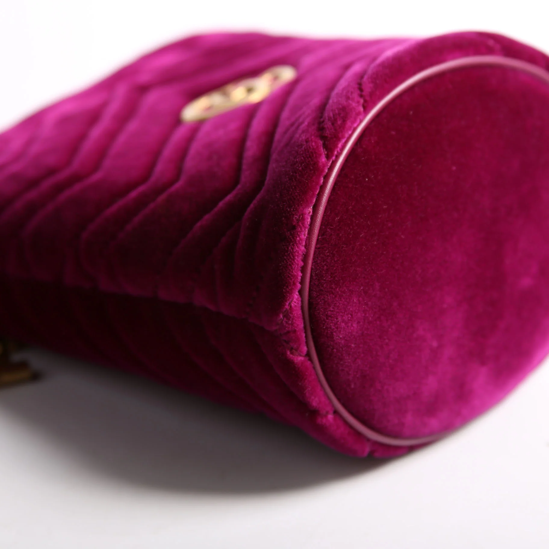 575163 Velvet Marmont Mini Bucket Purple - Image 4