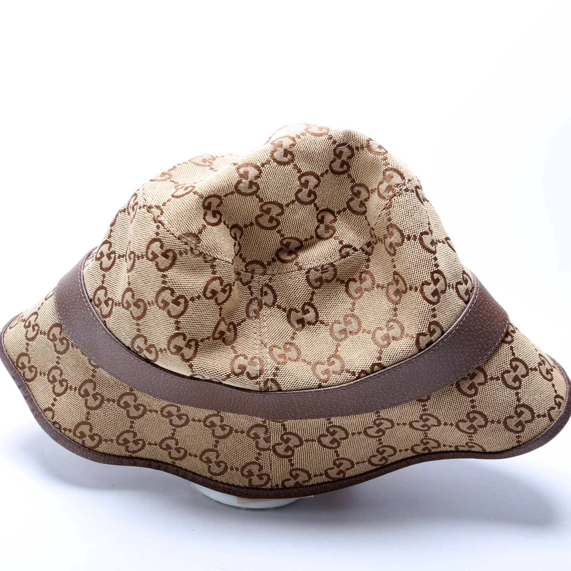 576587 Marmont GG Canvas Bucket Hat Size Large - Image 3