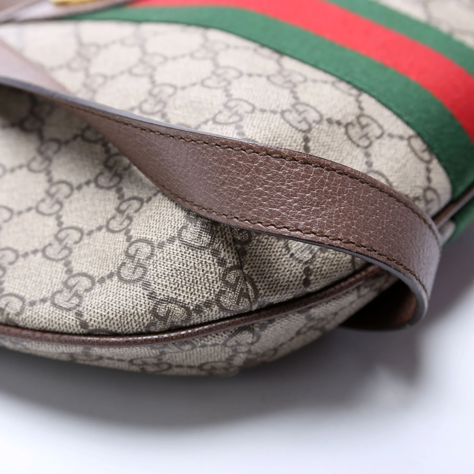 598125 Ophidia GG Supreme Small Shoulder Bag - Image 5