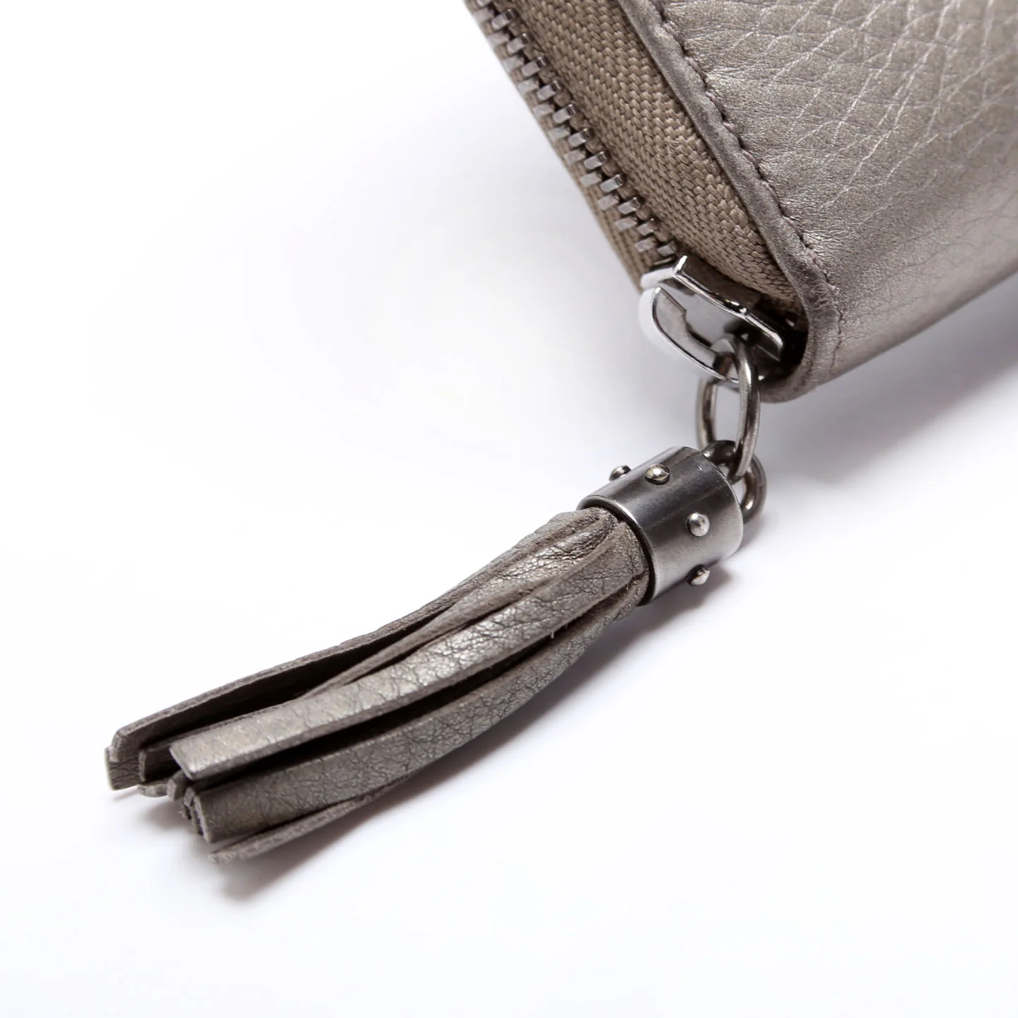 598187 Soho Zip Around Wallet Gold - Image 4