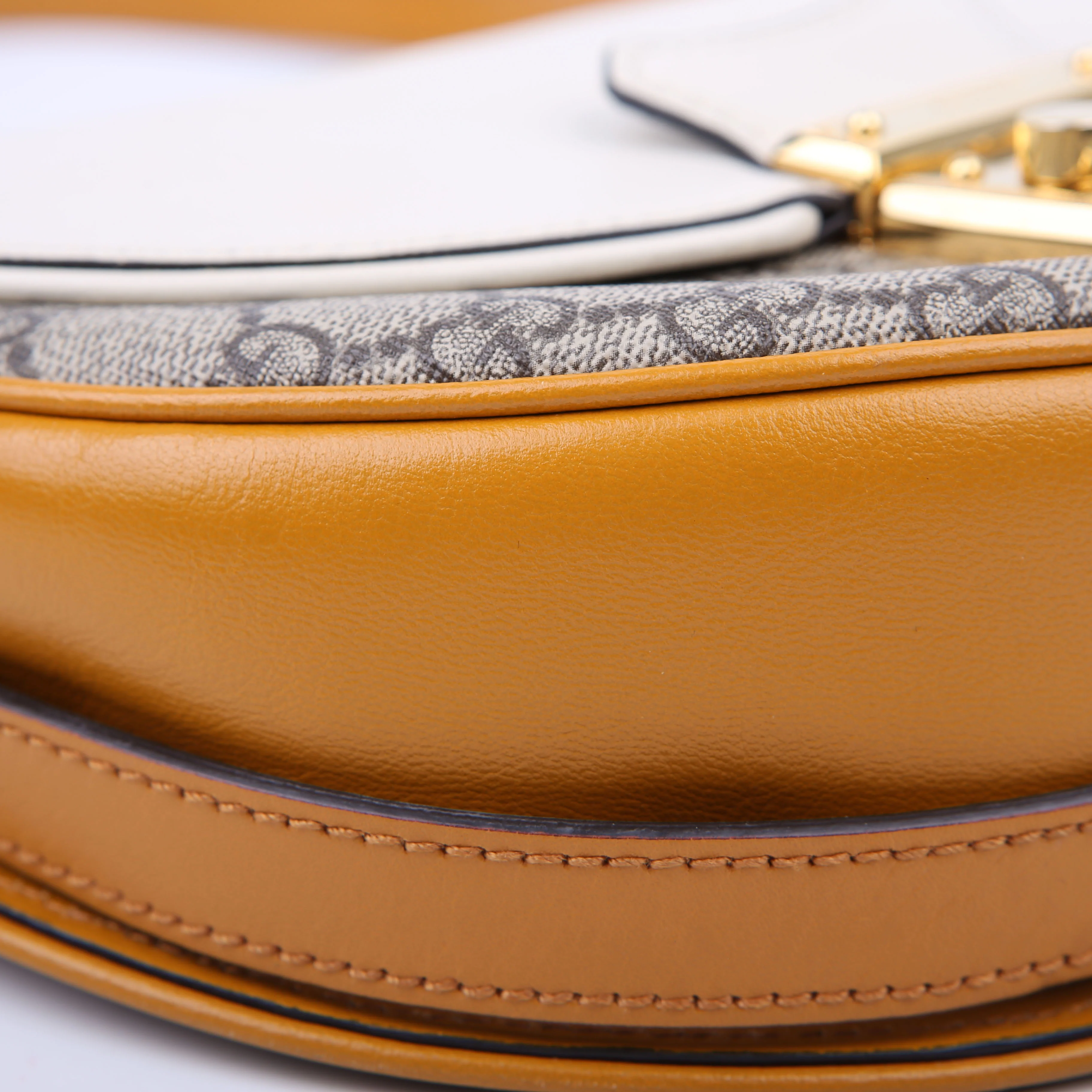 644524 Padlock GG Supreme Small Messenger Cream/Yellow - Image 4