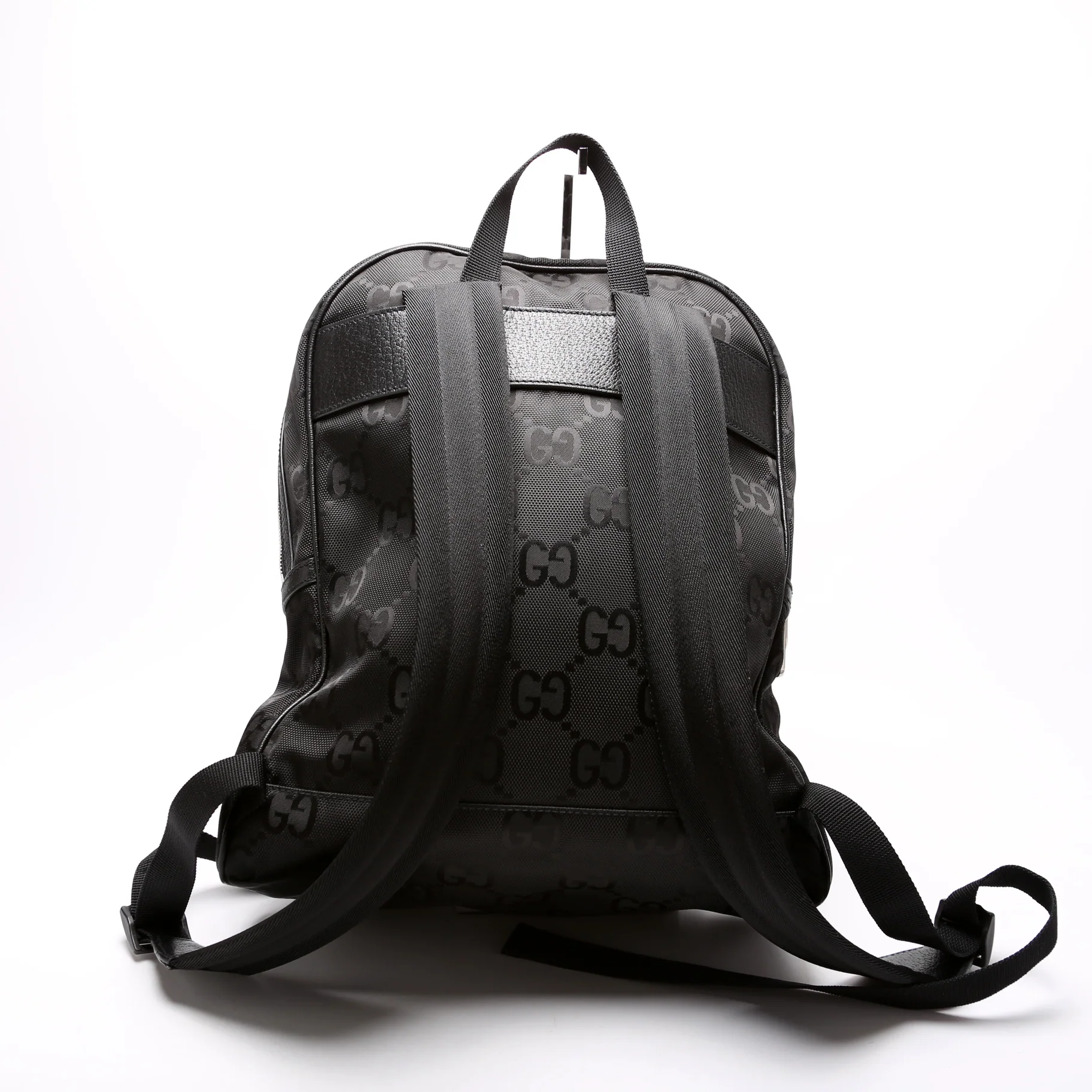 644992 GG Nylon Off the Grid Backpack - Image 3