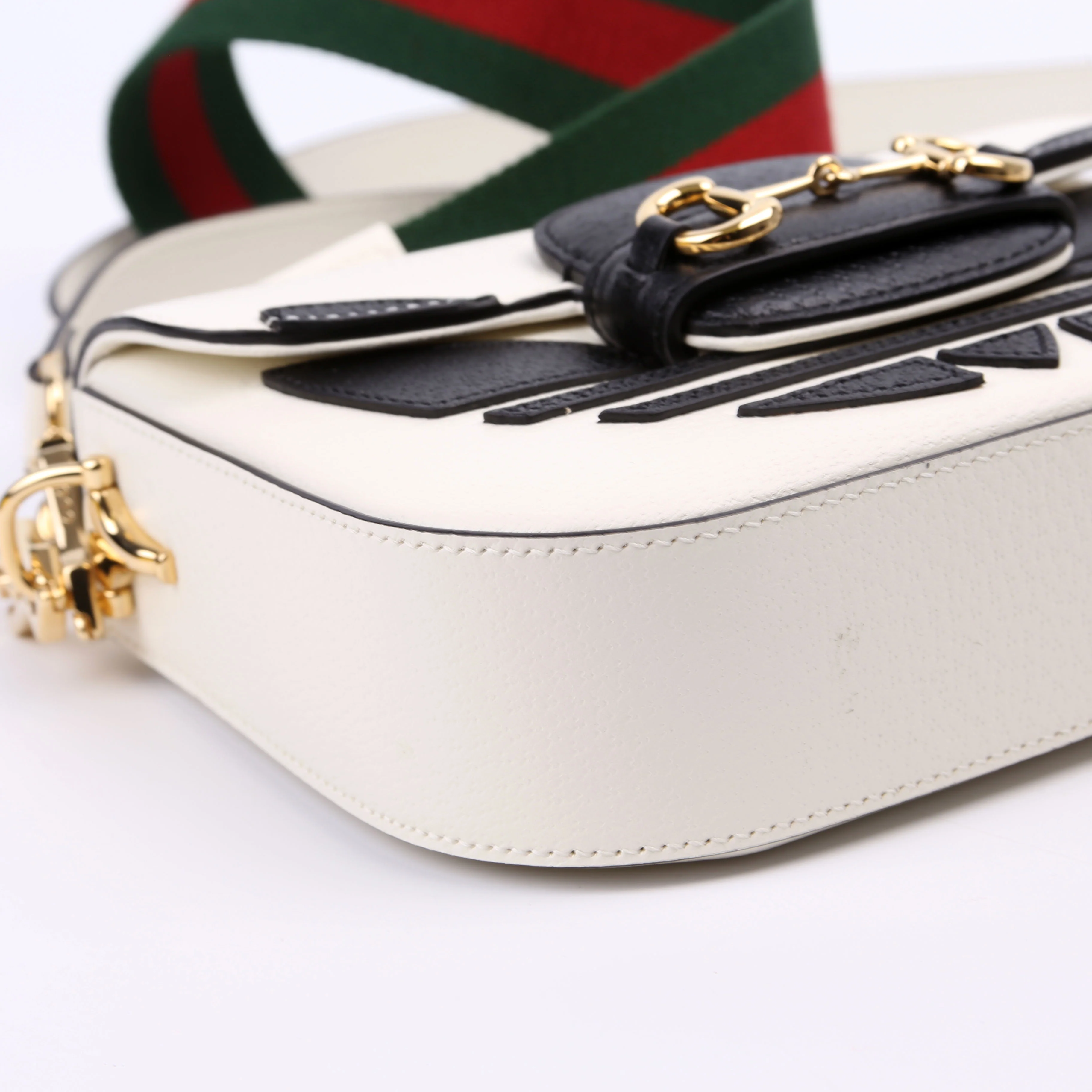 658574 Gucci X Adiddas 1955 Horsebit Mini Bag White/Black - Image 6