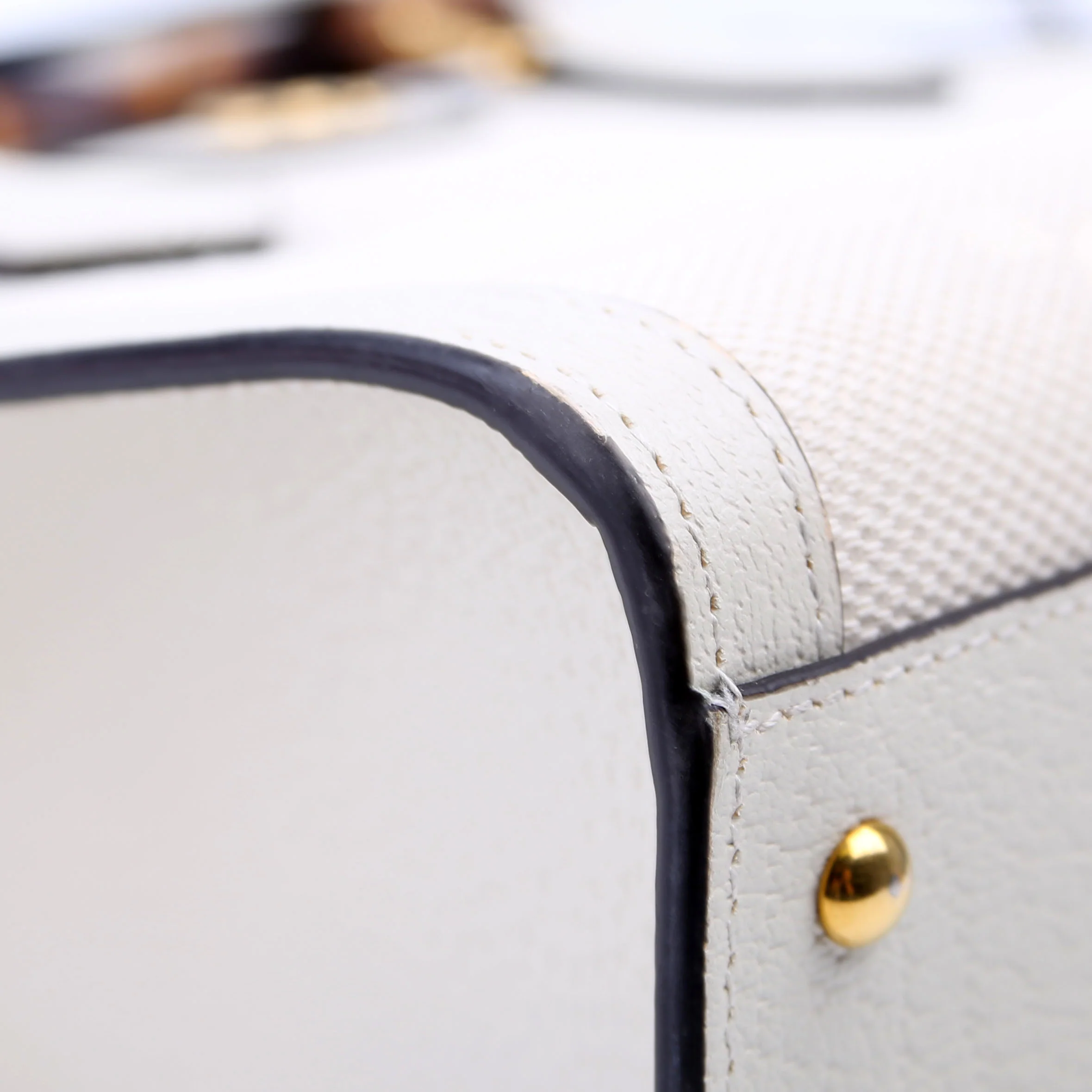 660195 Jumbo GG Canvas Diana Small Tote White - Image 5