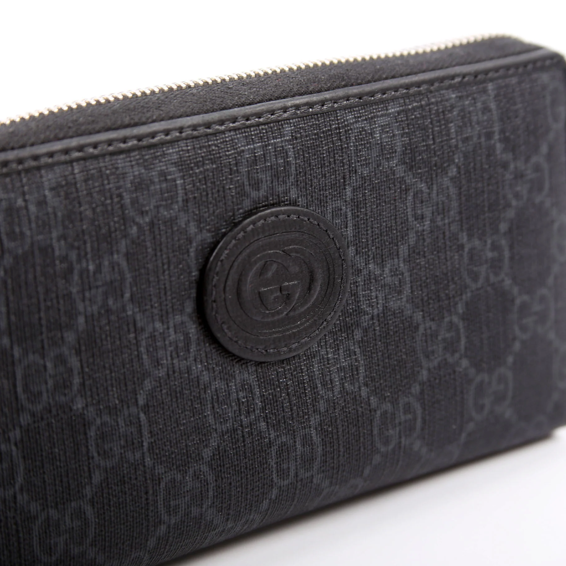 673003 Interlocking GG Supreme Zip Around Wallet Black - Image 10