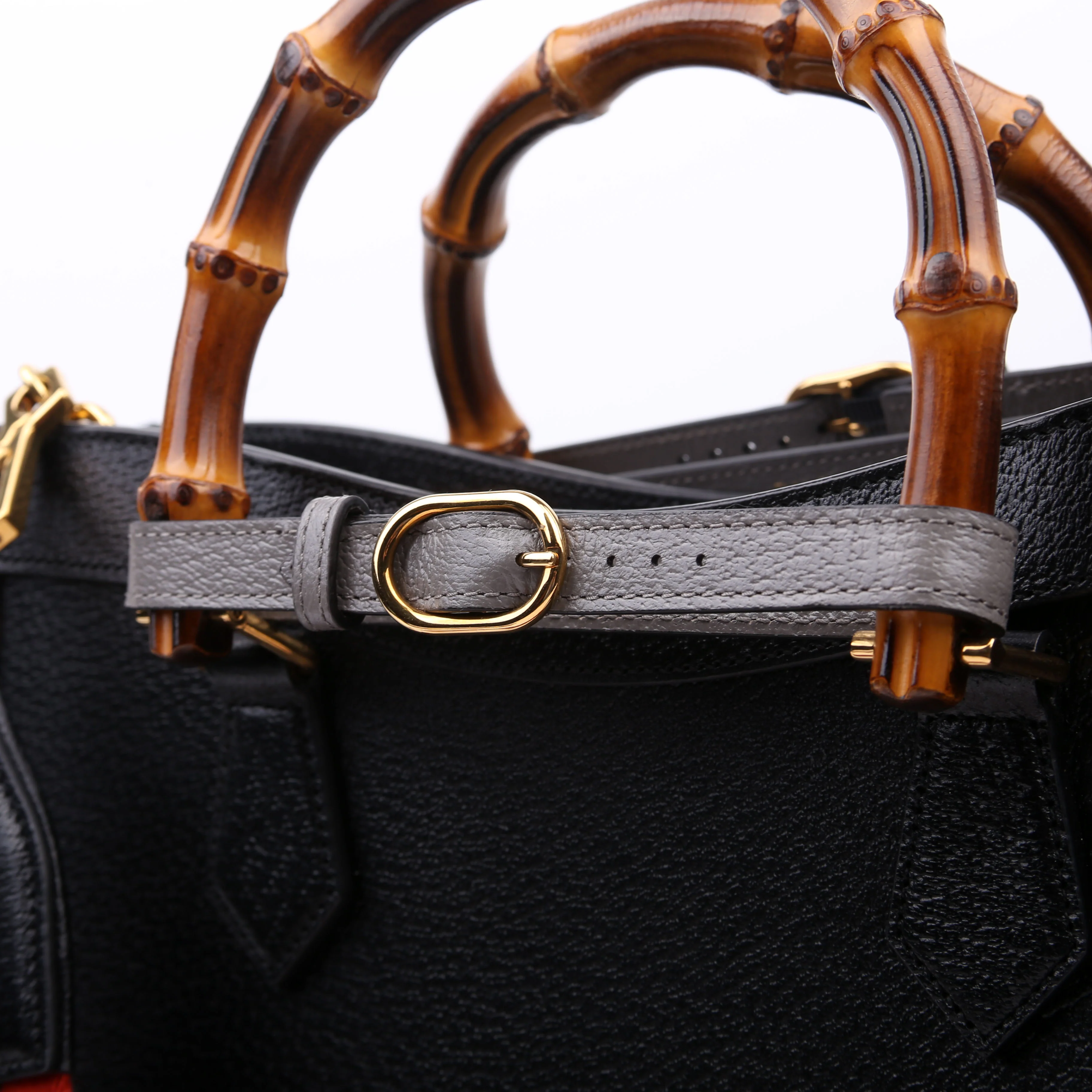 678842 Diana Tote Leather Medium Black - Image 18