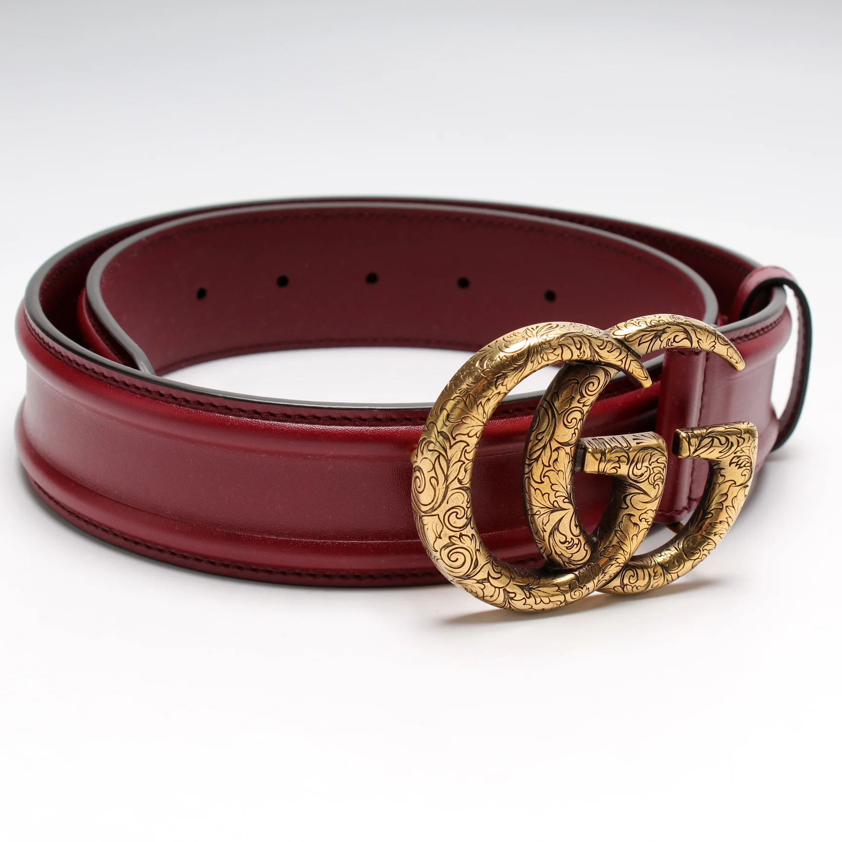 709960 Memorable Buckle Leather Belt Size 75/30 - Image 2