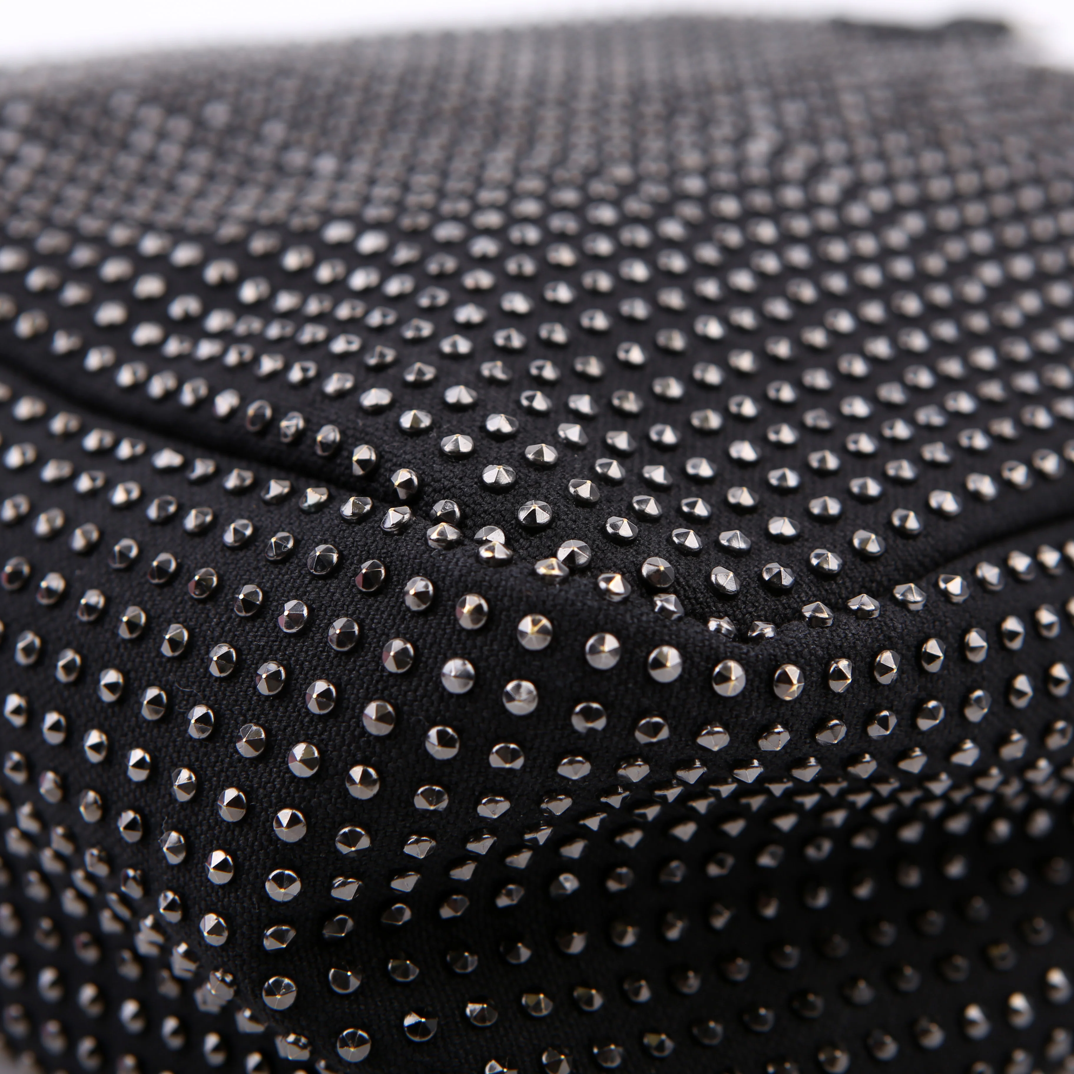 716140 Le 5 A 7 Supple Medium Canvas/Crystal Black - Image 6