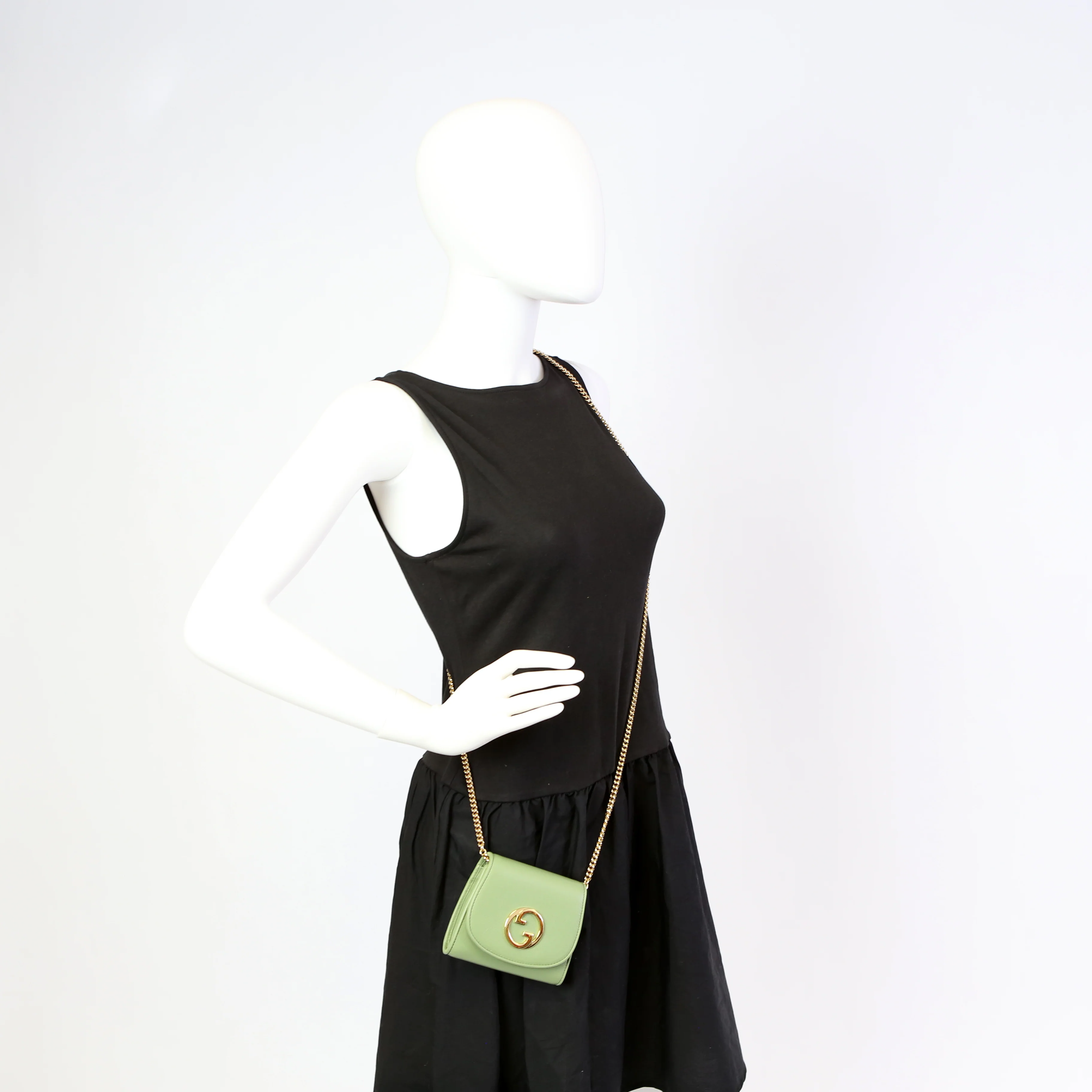 725219 Blondie Leather Chain Wallet Green - Image 11