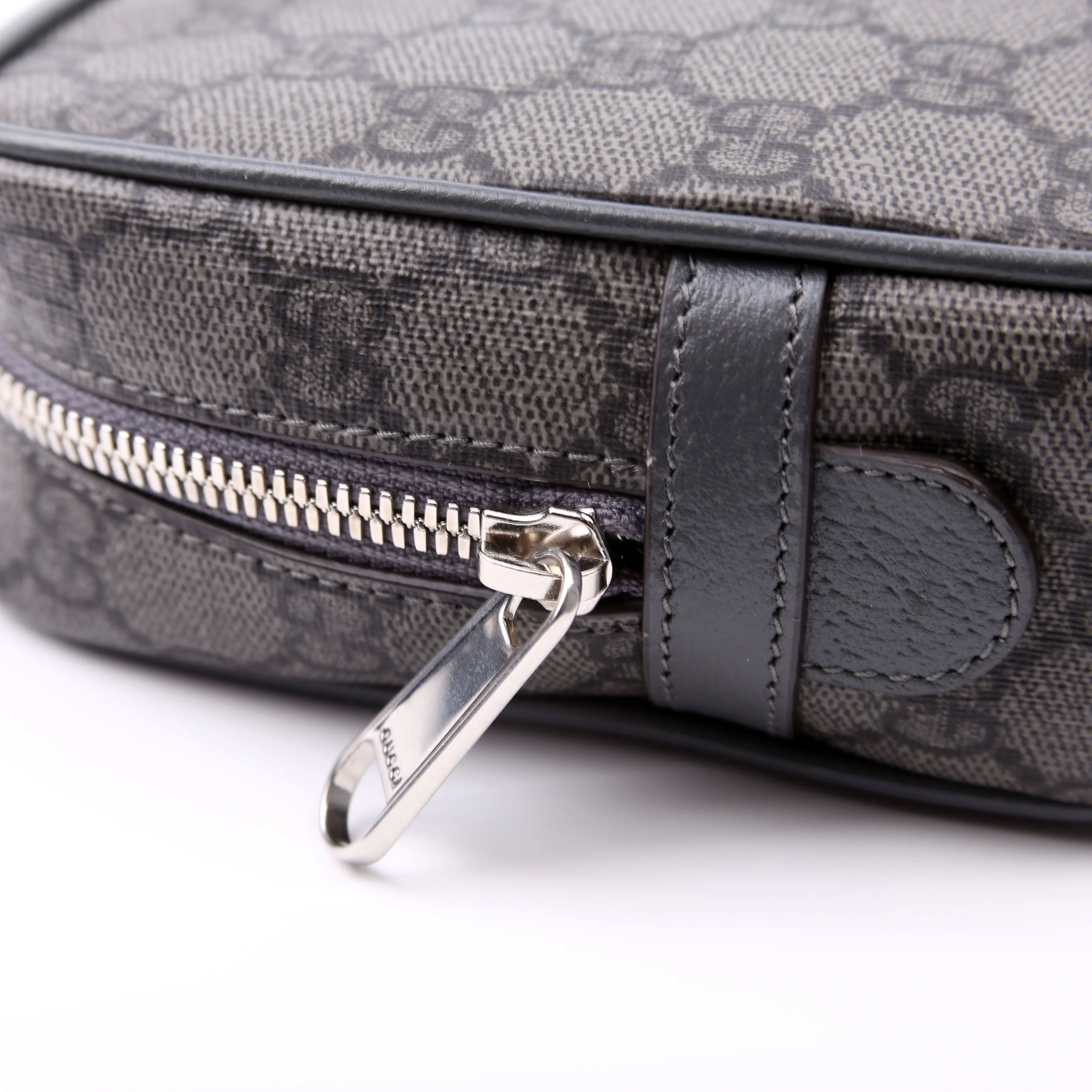 760019 Ophidia GG Supreme Small Toiletry Case Grey - Image 6
