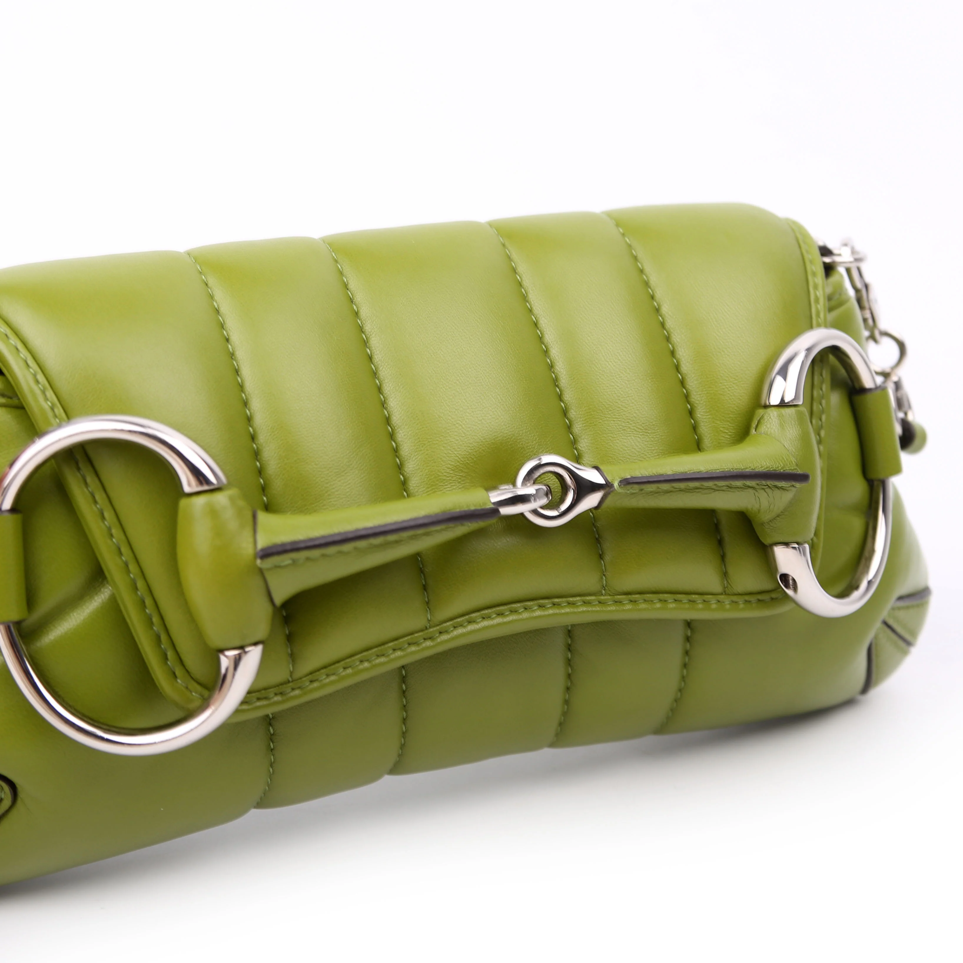 764339 Vertical Quilted Maxi Horsebit Chain Medium Shoulder Bag Green - Image 10
