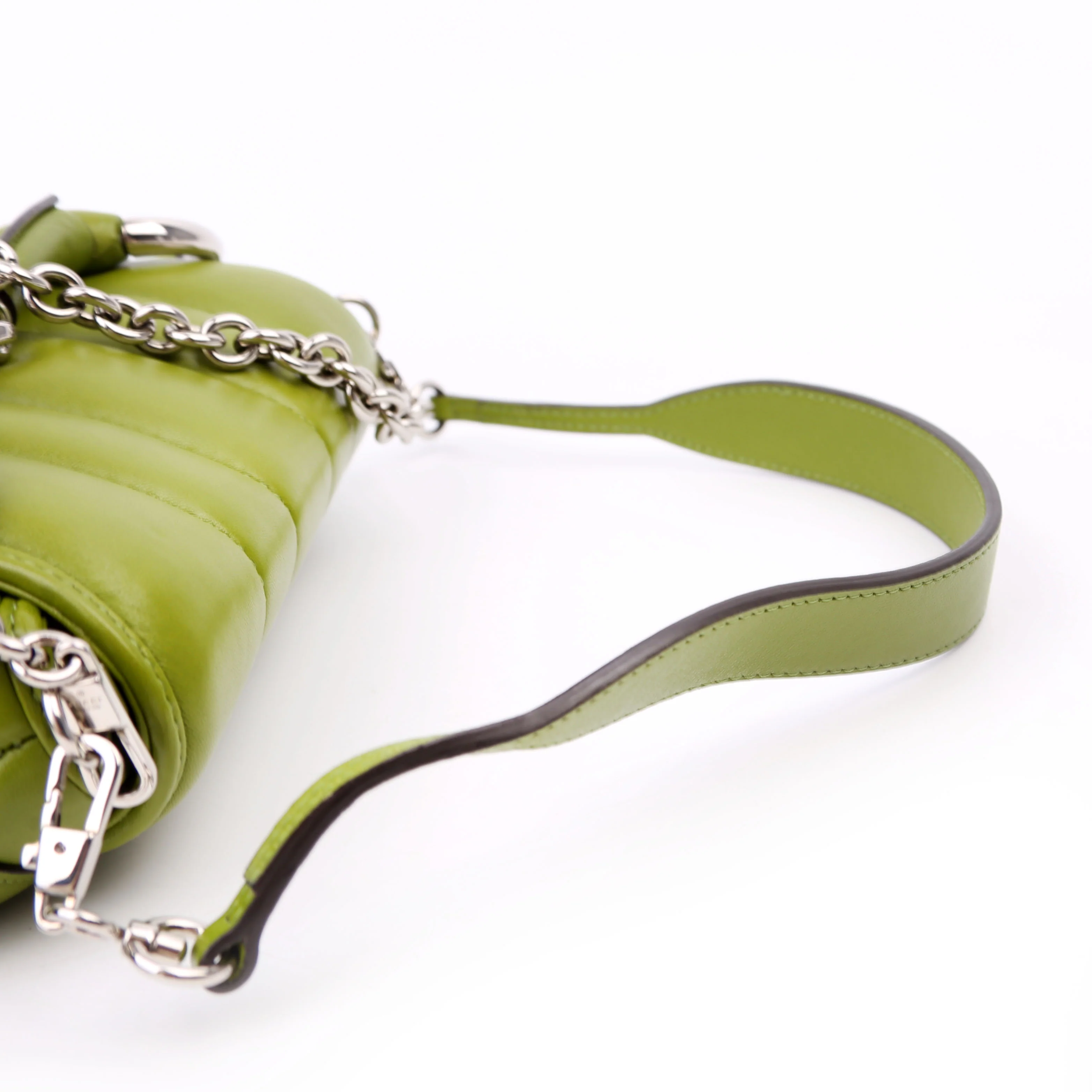 764339 Vertical Quilted Maxi Horsebit Chain Medium Shoulder Bag Green - Image 9
