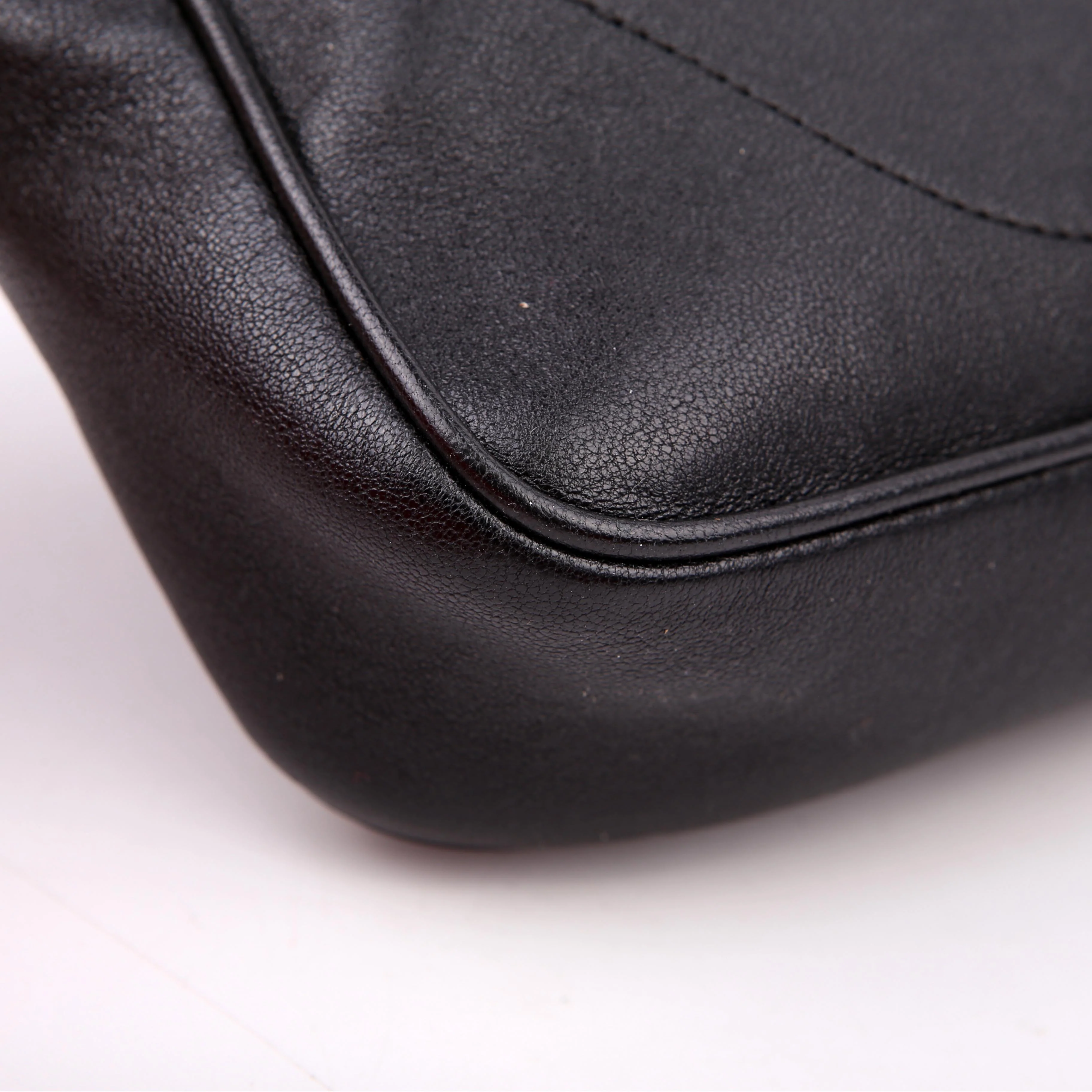 767226 Aphrodite Monochrome Small Shoulder Black - Image 7