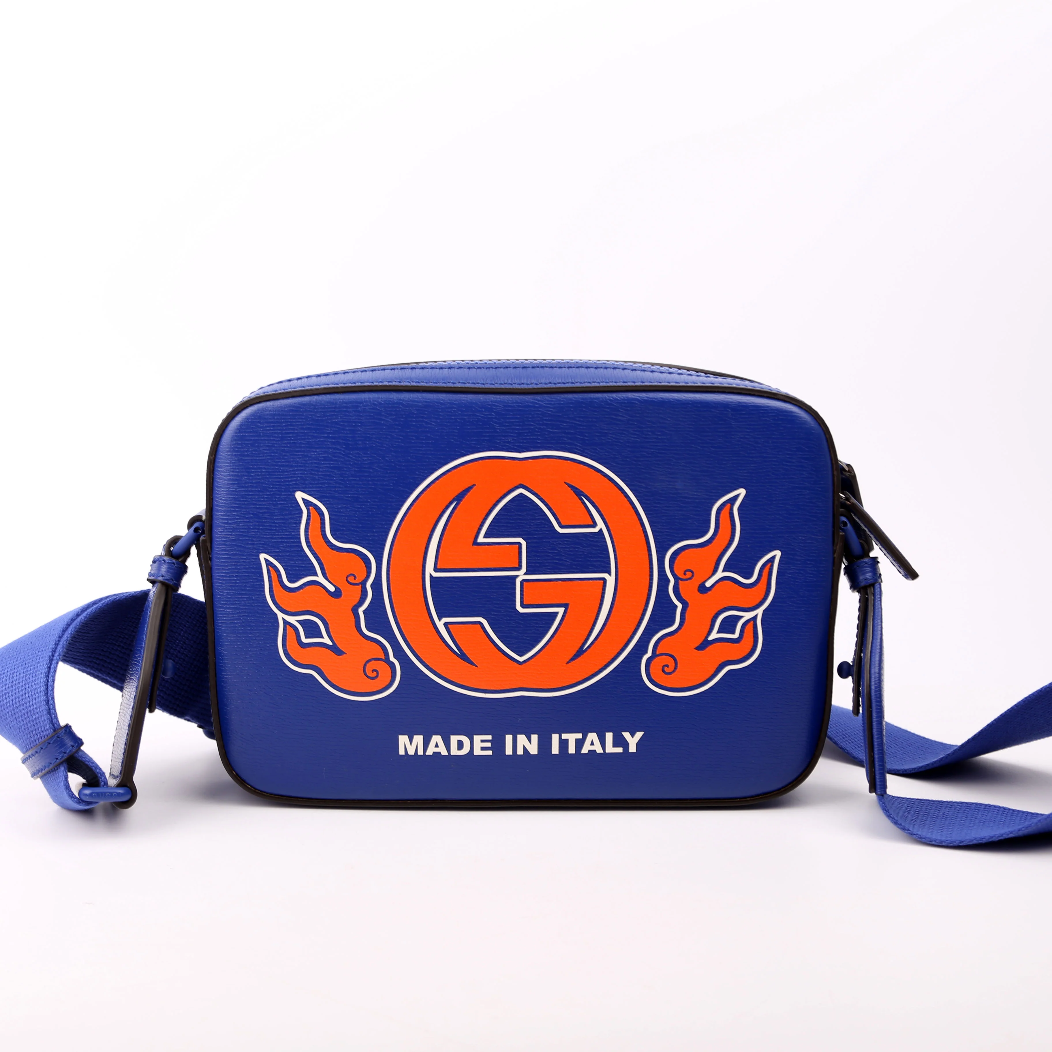 774453 Shanghai Interlocking G Camera Bag Blue - Image 3