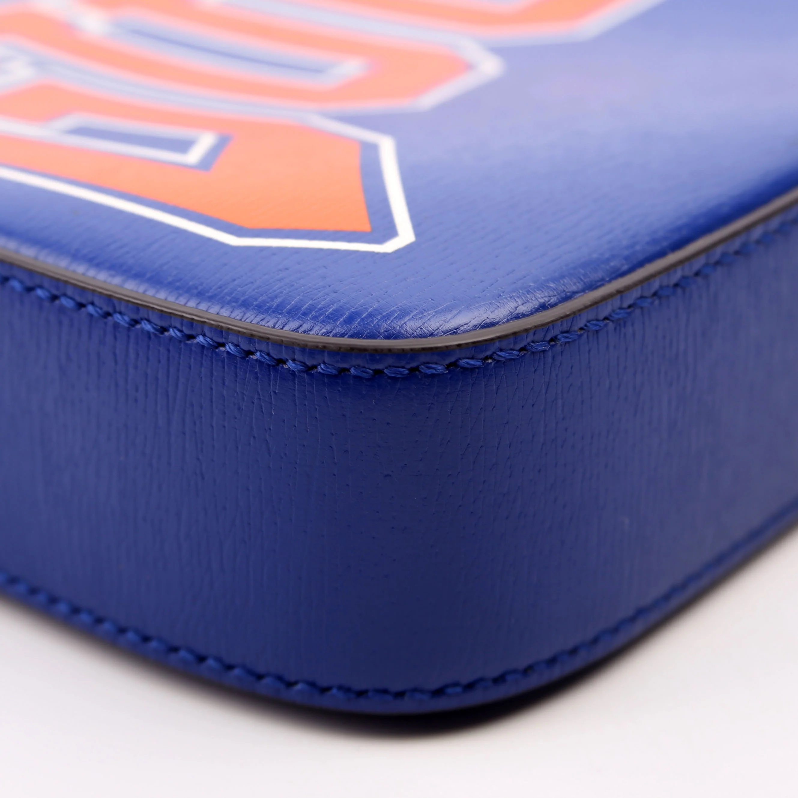 774453 Shanghai Interlocking G Camera Bag Blue - Image 5