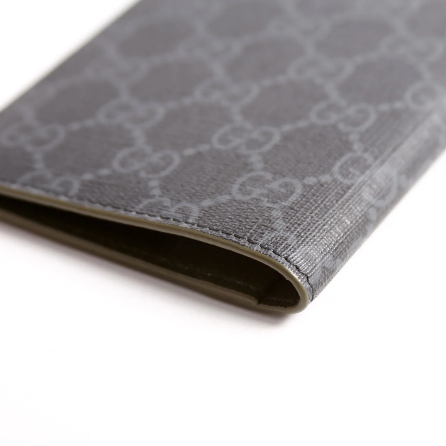 795229 GG Supreme Passport Case Black - Image 7