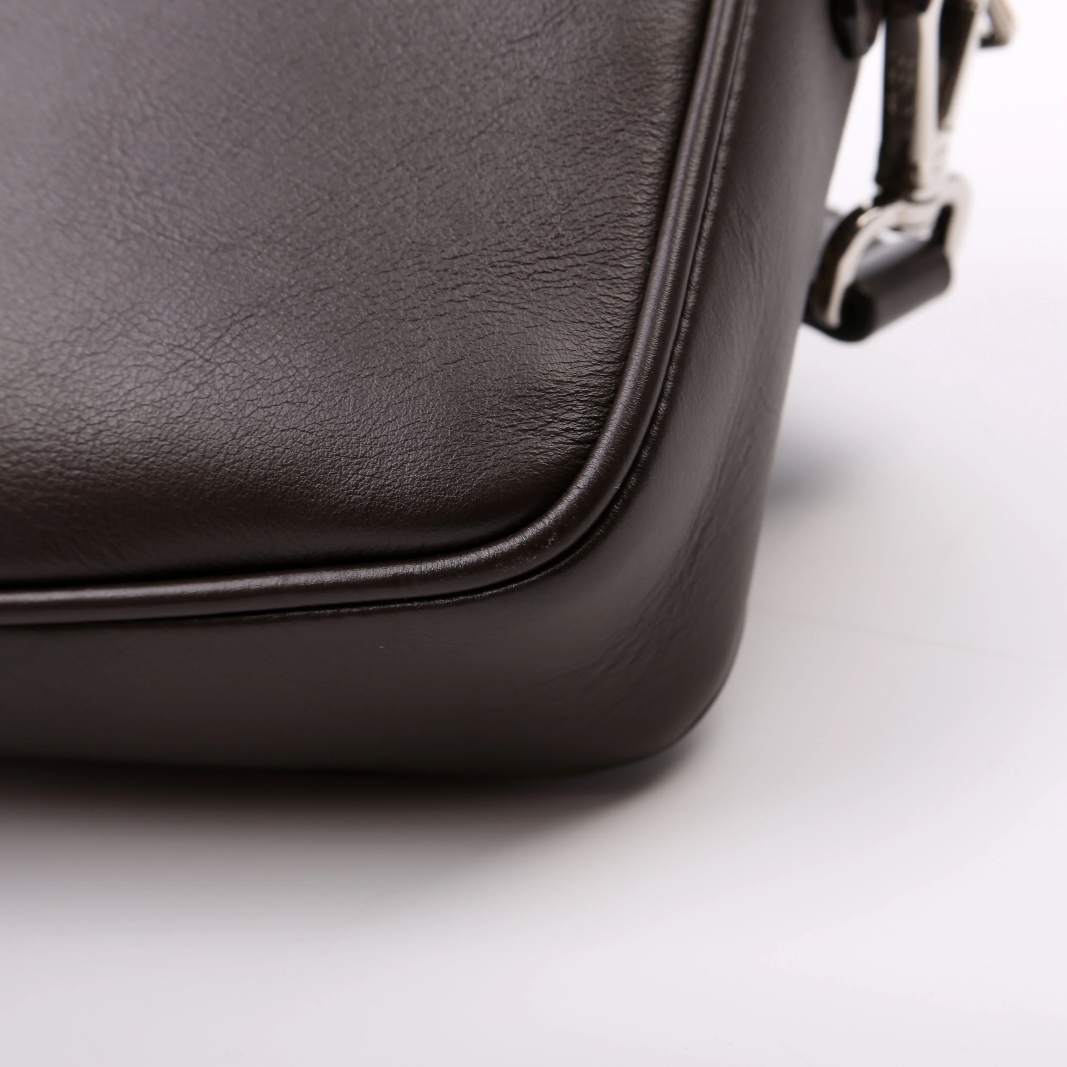 7M0286 Zucca Roma Logo/Leather Camera Case Brown - Image 8