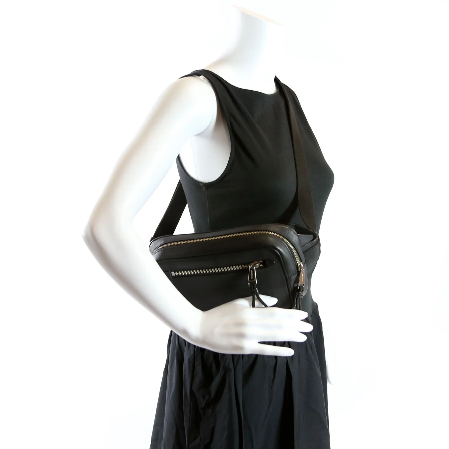8017717 London Check Bumbag Black - Image 13