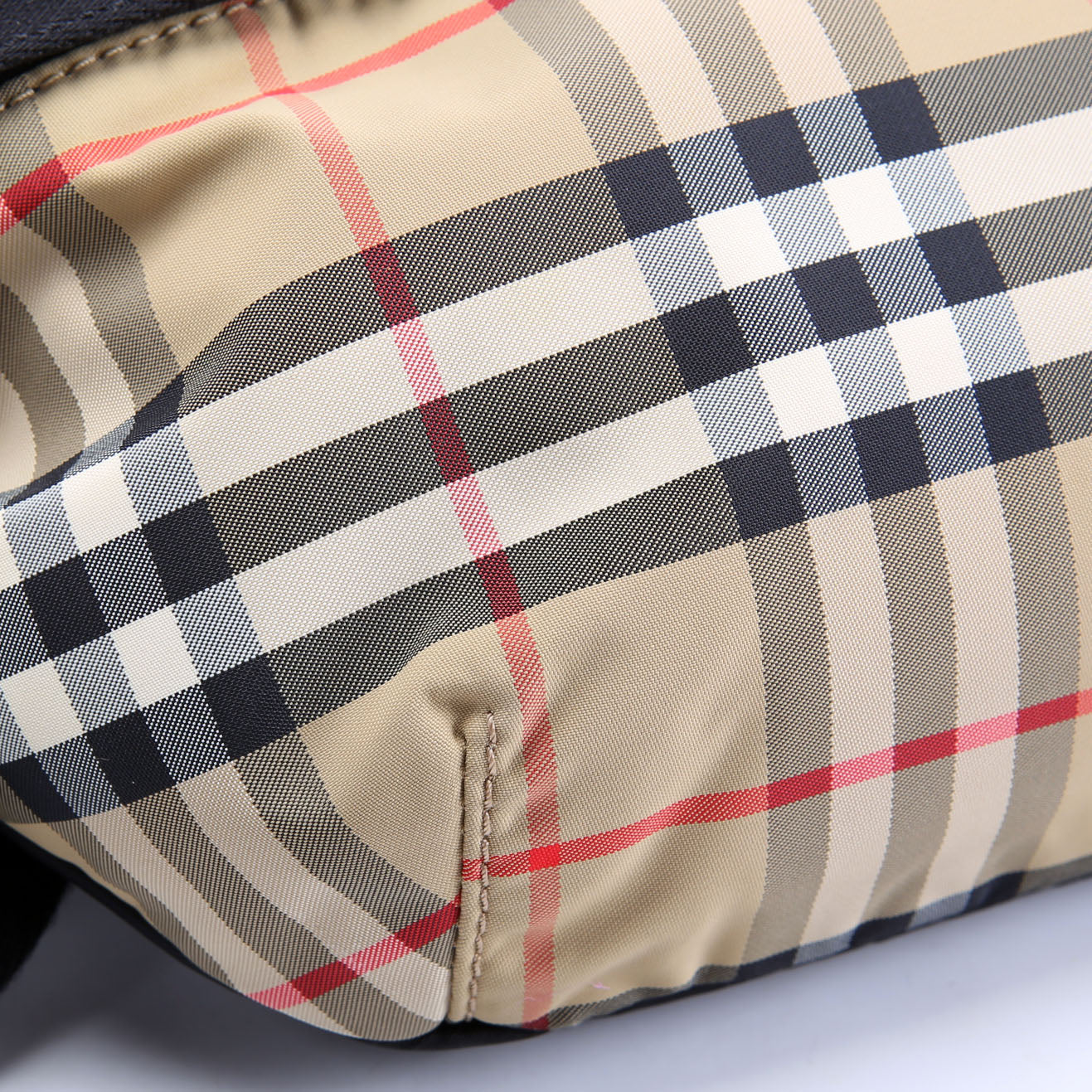 8026557 Sonny Nylon Belt Bag Beige/Black - Image 4