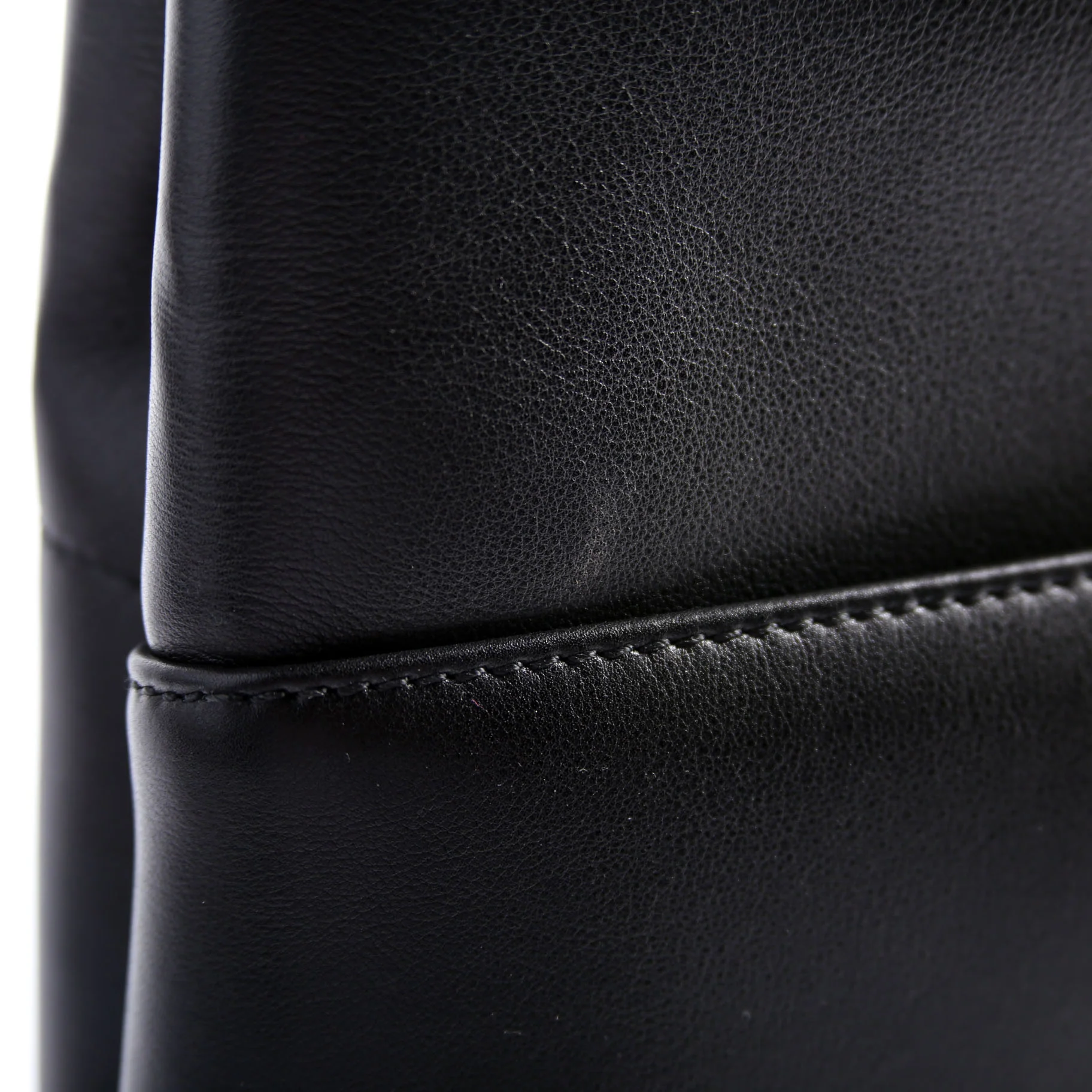 80974161 Snip Tote Calfskin/Lambskin Black - Image 12