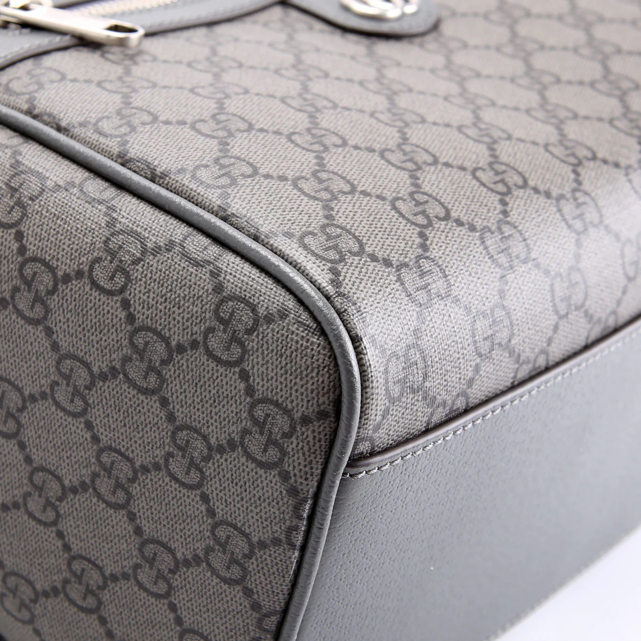 821938 GG Supreme Ophidia Medium Backpack Grey - Image 5