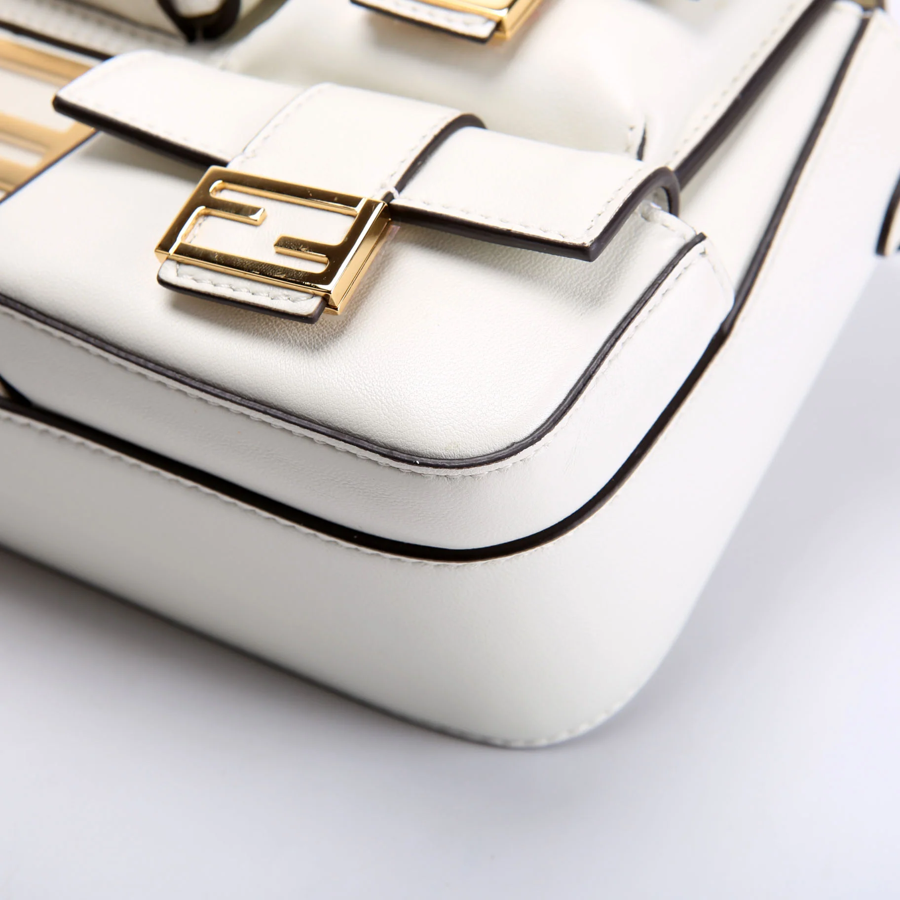 8BR398 Multipocket Baguette - Image 6
