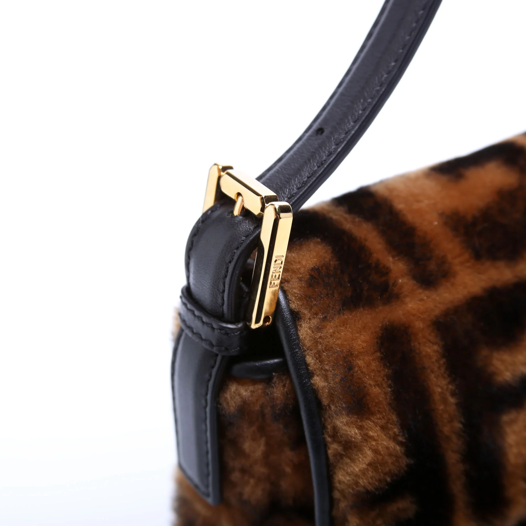 8BR600 Baguette FF Shearling Brown/Black - Image 7