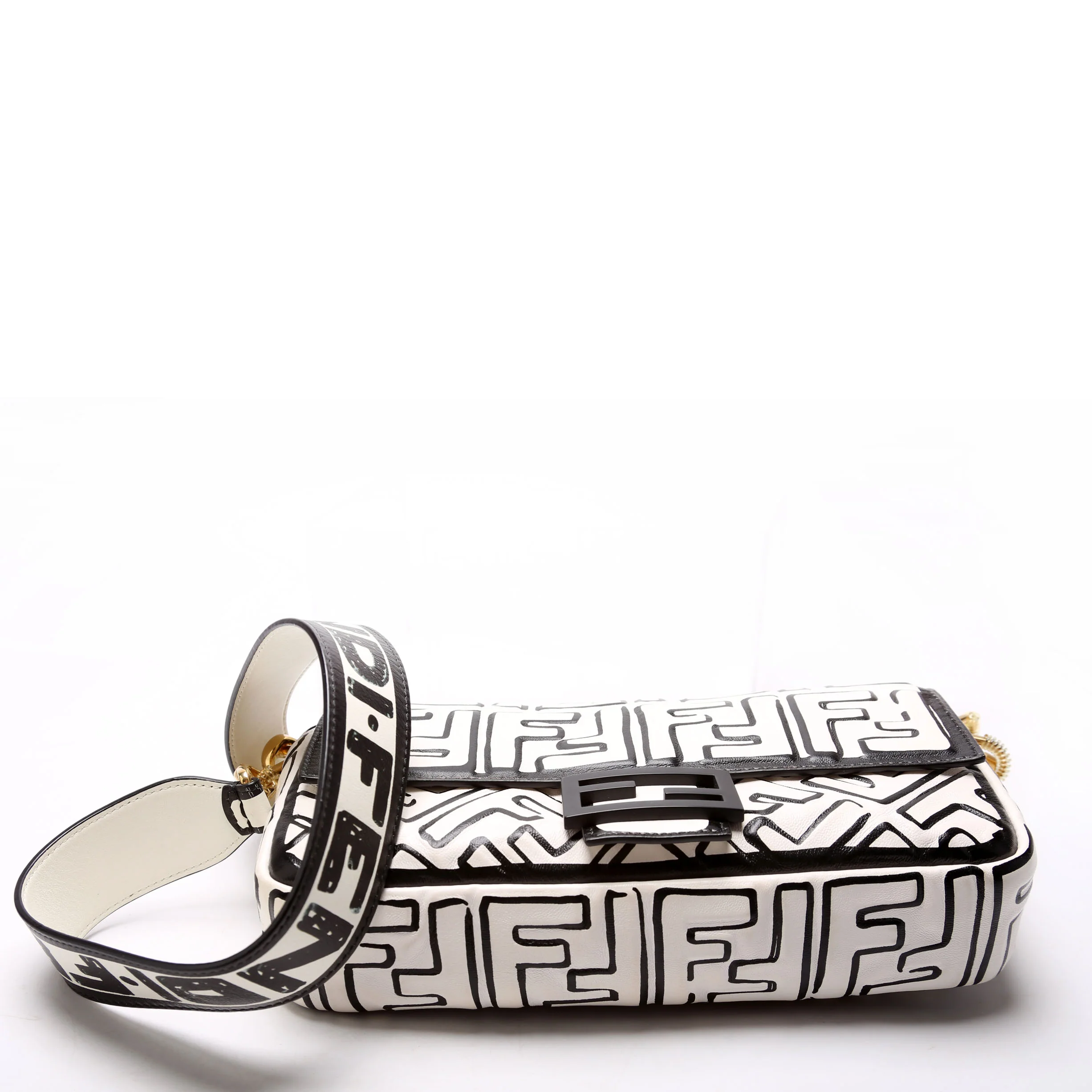8BR600 X Joshua Vides Baguette Black/White - Image 4
