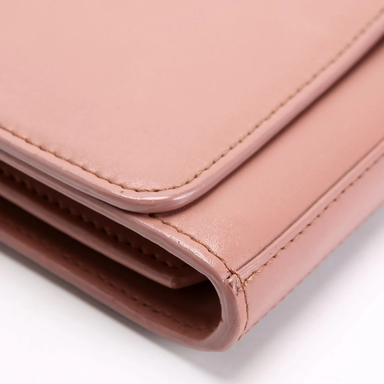 8BS004 F is Fendi Wallet On Chain Mauve - Image 5