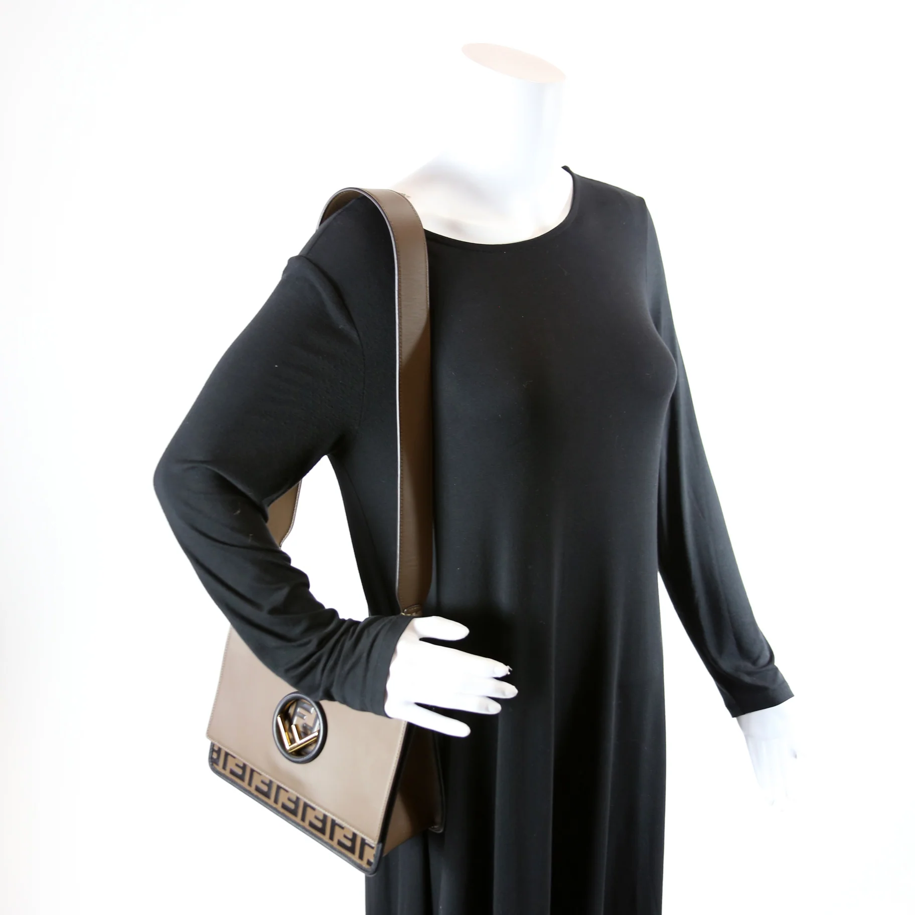 8BT284 Kan I Medium Shoulder Bag Vitello F Is Fendi Brown/Black - Image 12