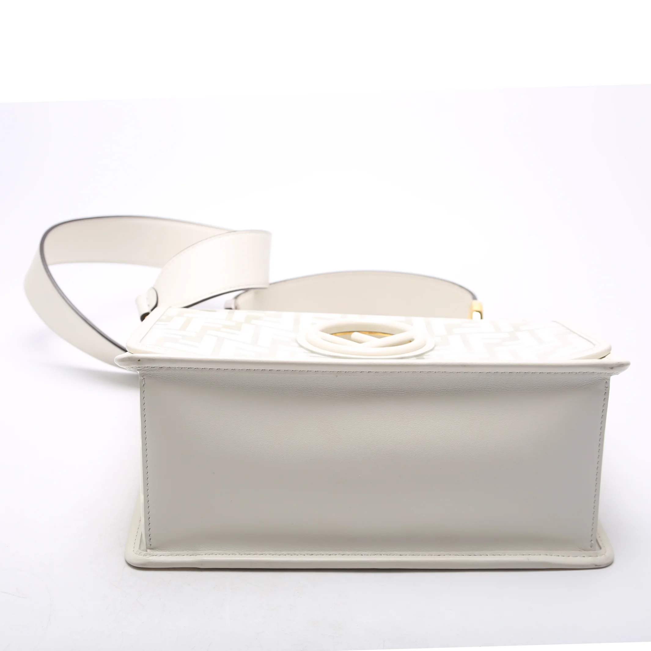 8BT284 TPU FF F Is Fendi Kan I White - Image 4