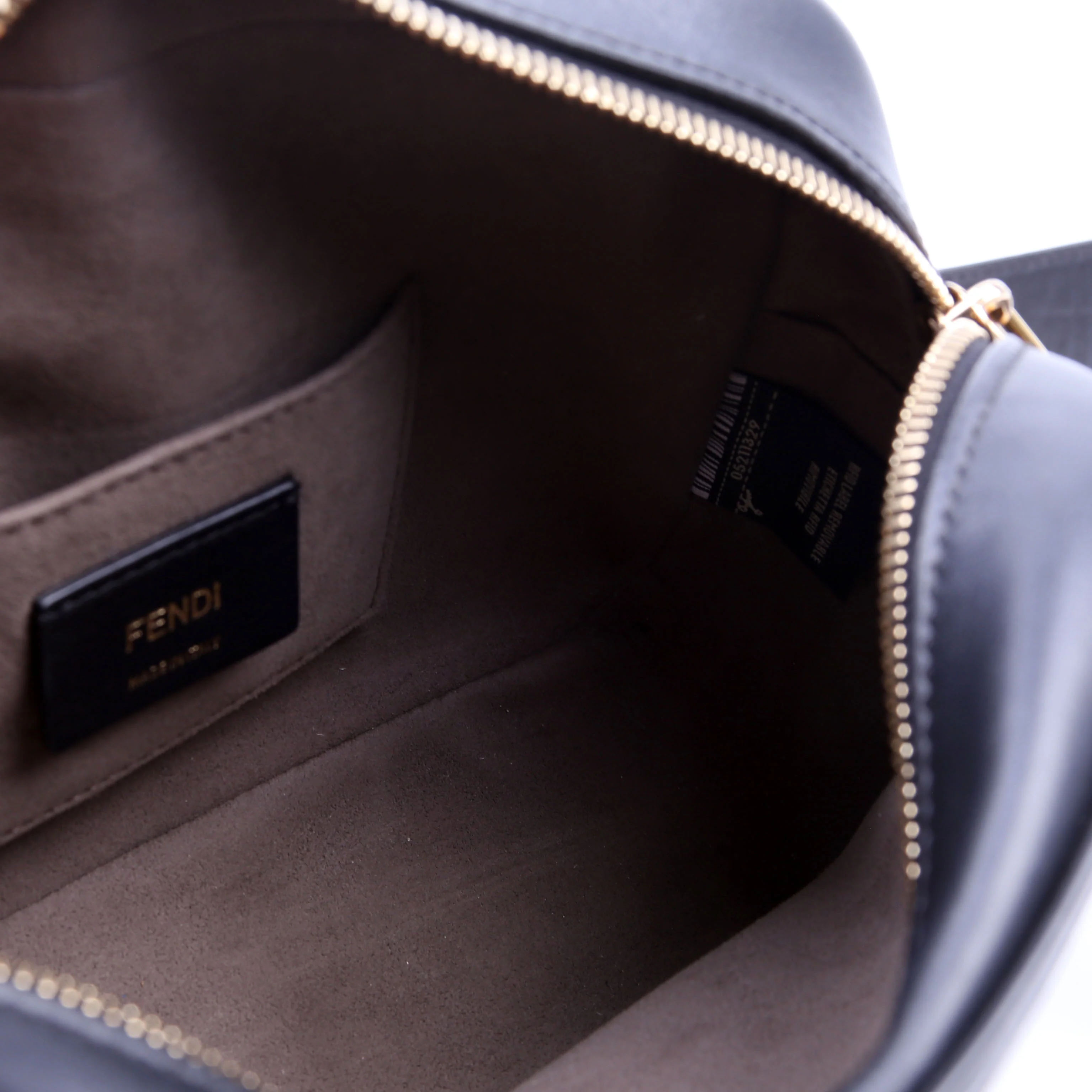 8BT287 F is Fendi Camera Bag Black - Image 10