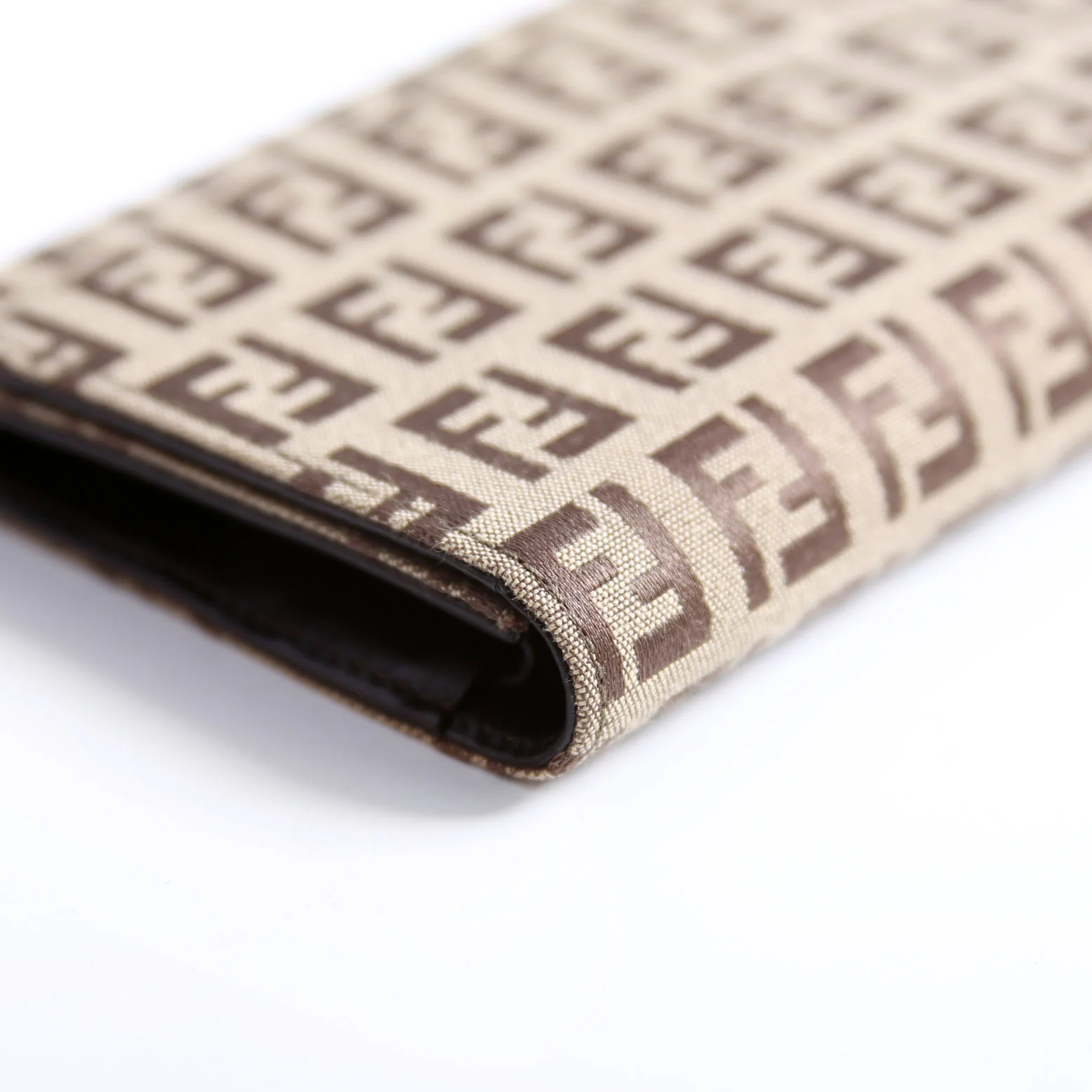 8M0011 Zucchino Compact Trifold Wallet Brown - Image 8