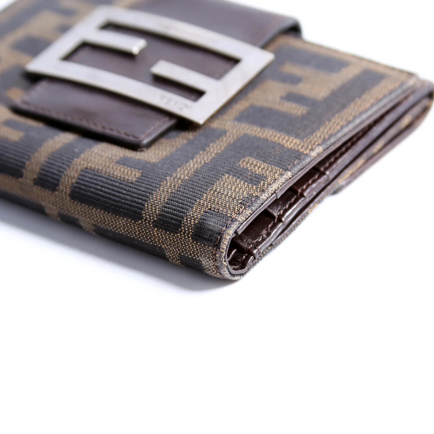 8M0035 Zucca Compact Wallet Brown - Image 7