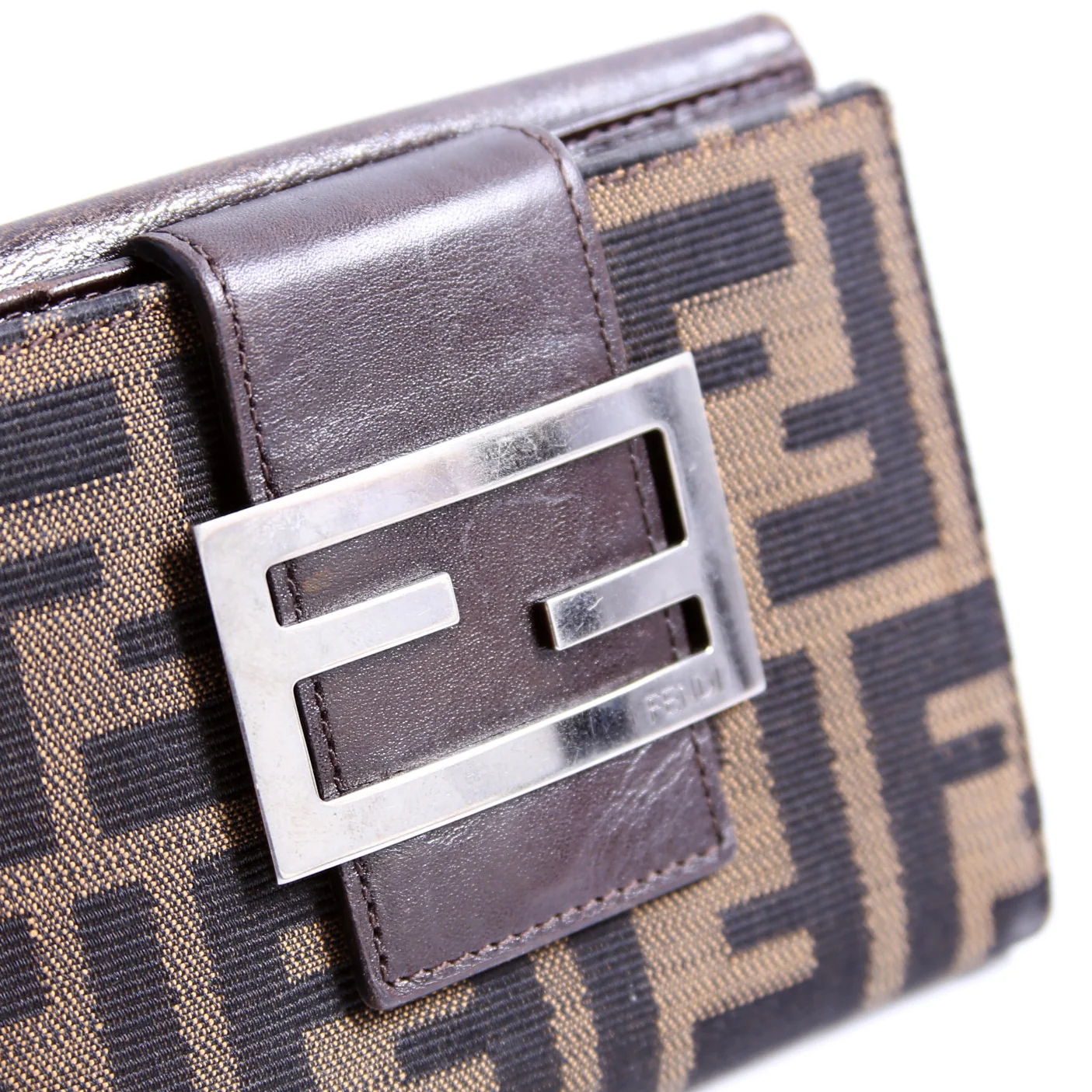 8M0035 Zucca Compact Wallet Brown - Image 8