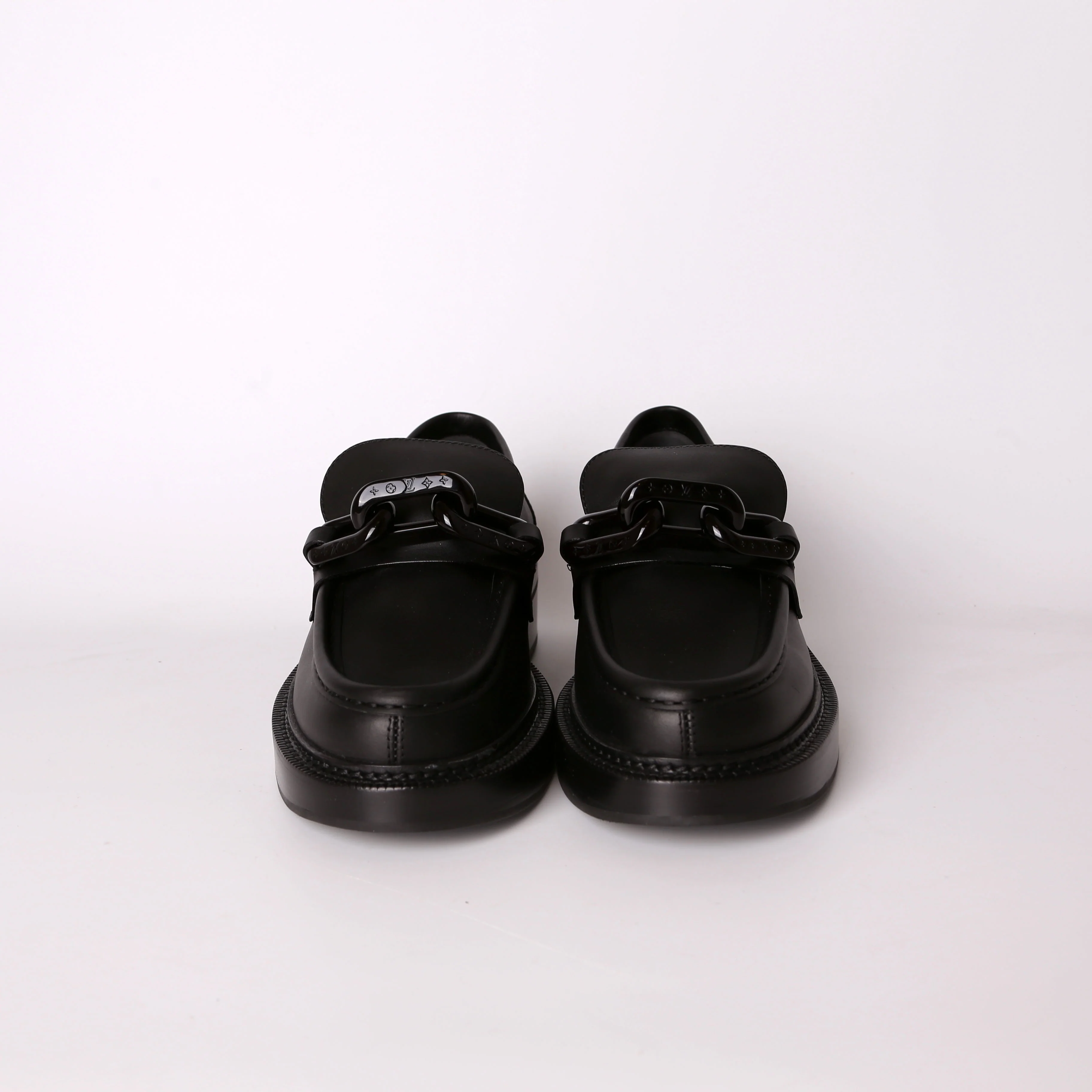 Academy Uniformes Leather Loafers Size 40 - Image 2