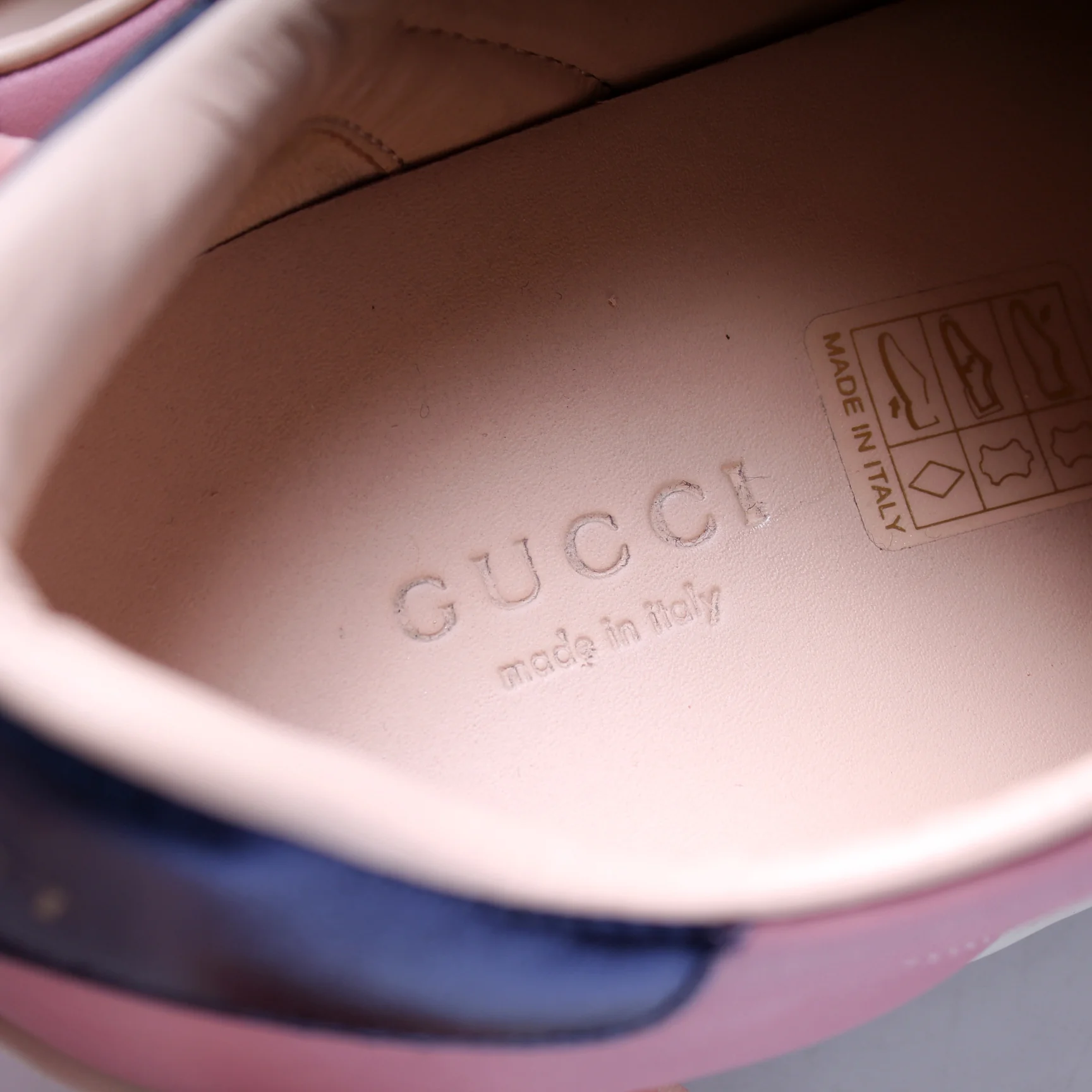 Ace Sneakers Size 37 - Image 5