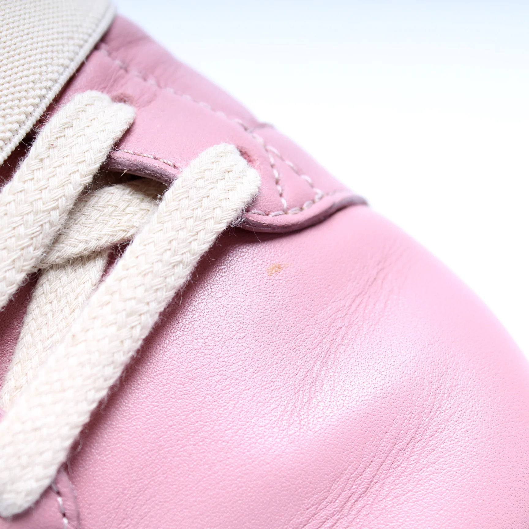 Ace Sneakers Size 37 - Image 6