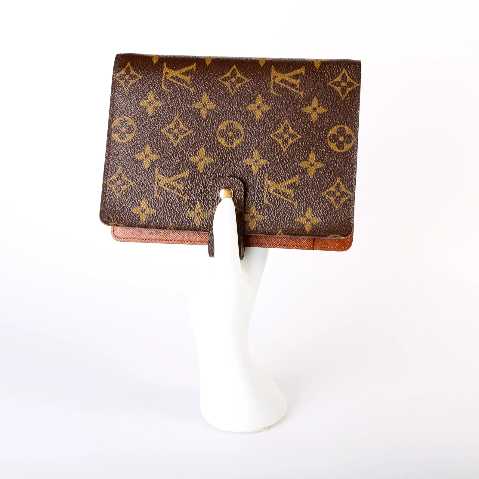 Agenda Medium Ring Monogram - Image 12