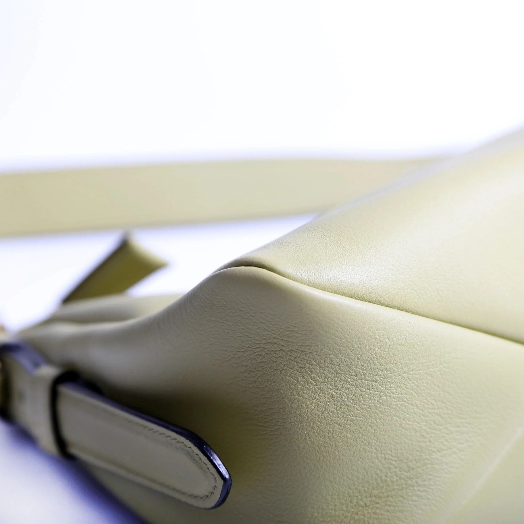 Aimee Shoulder Bag Soft Calfskin Green - Image 6