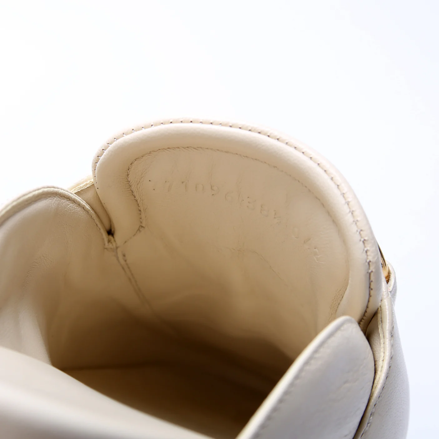 Airel Mules Goatskin Size 38.5 White - Image 6