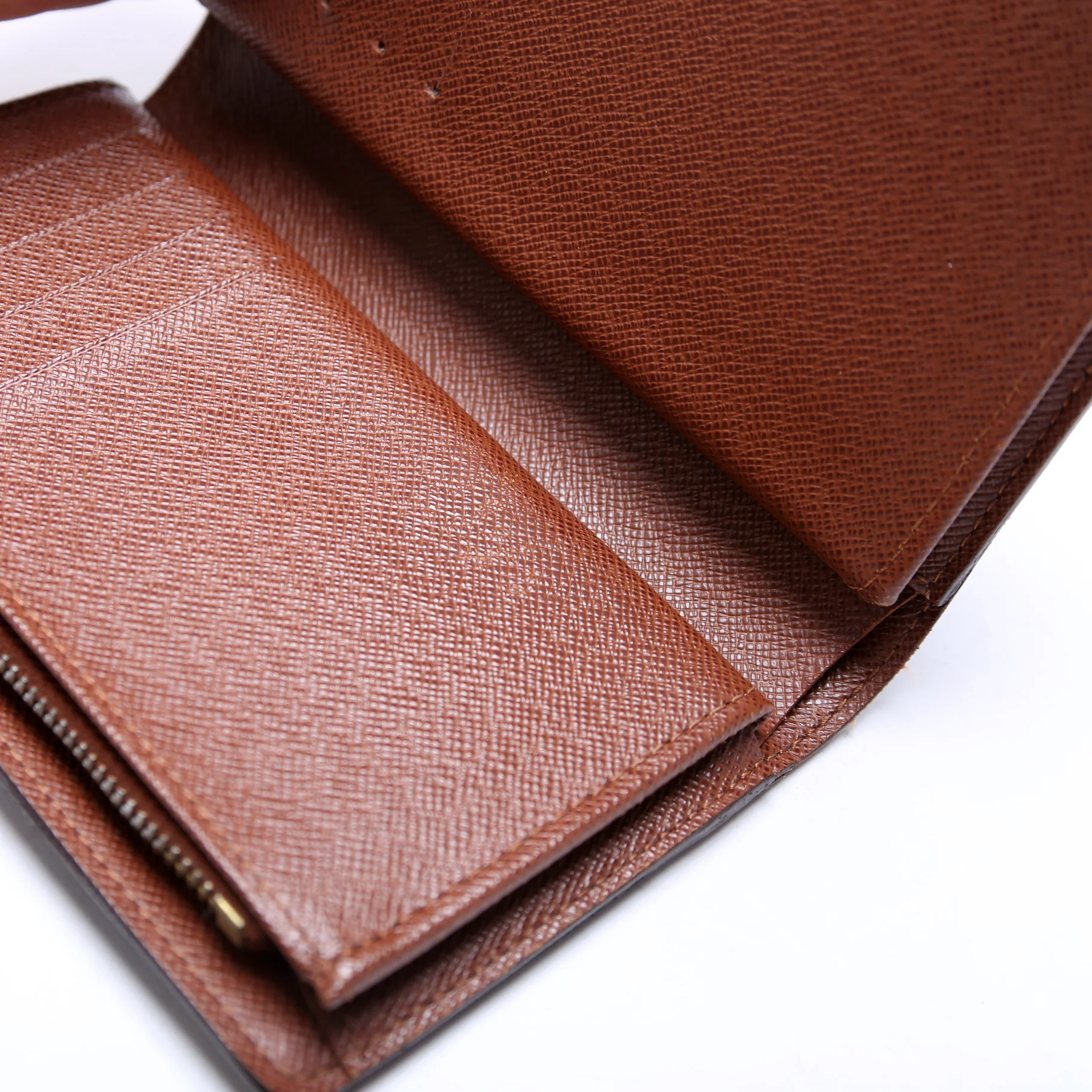 Alexandra Wallet Monogram - Image 8