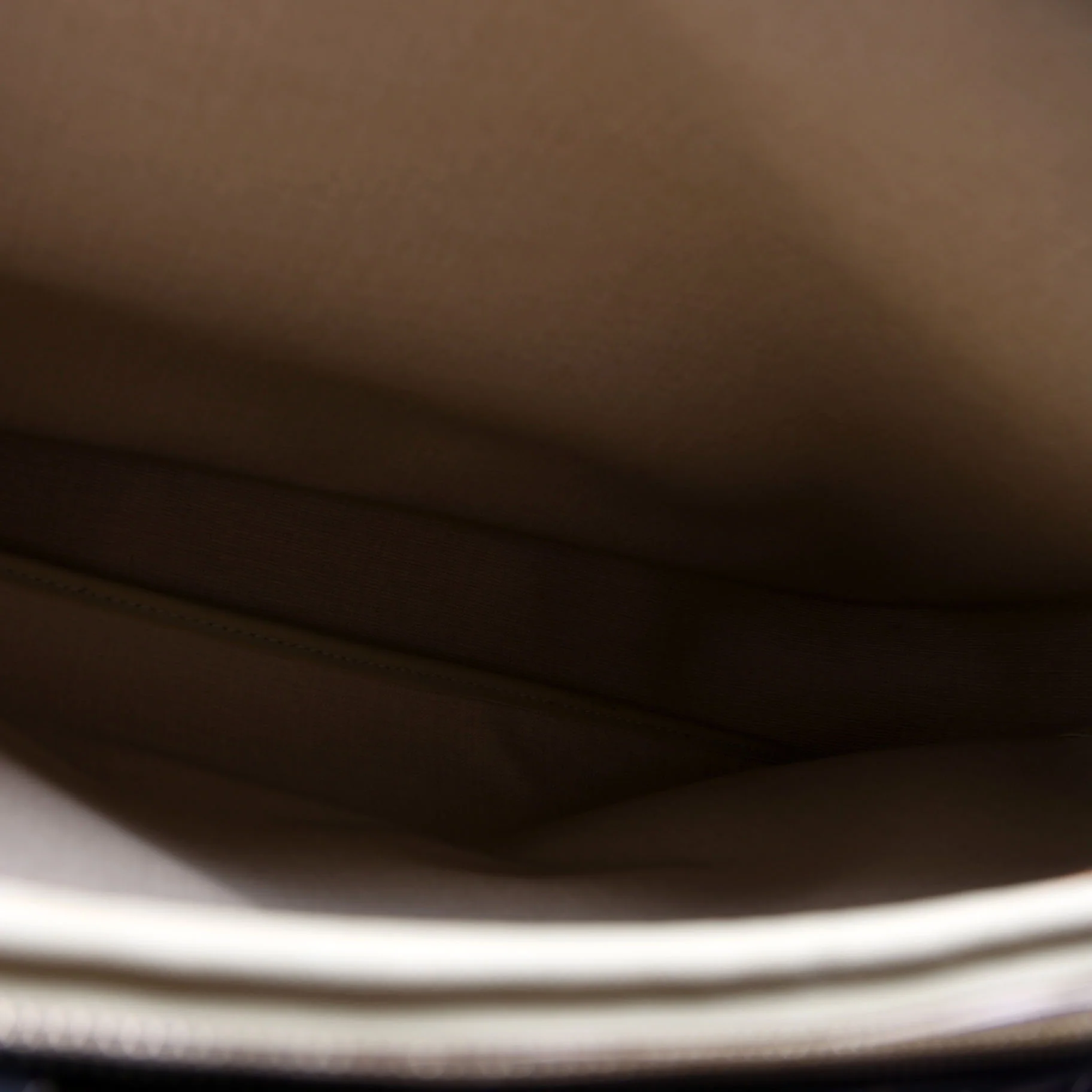 Alize 2 Compartment Monogram - Image 10