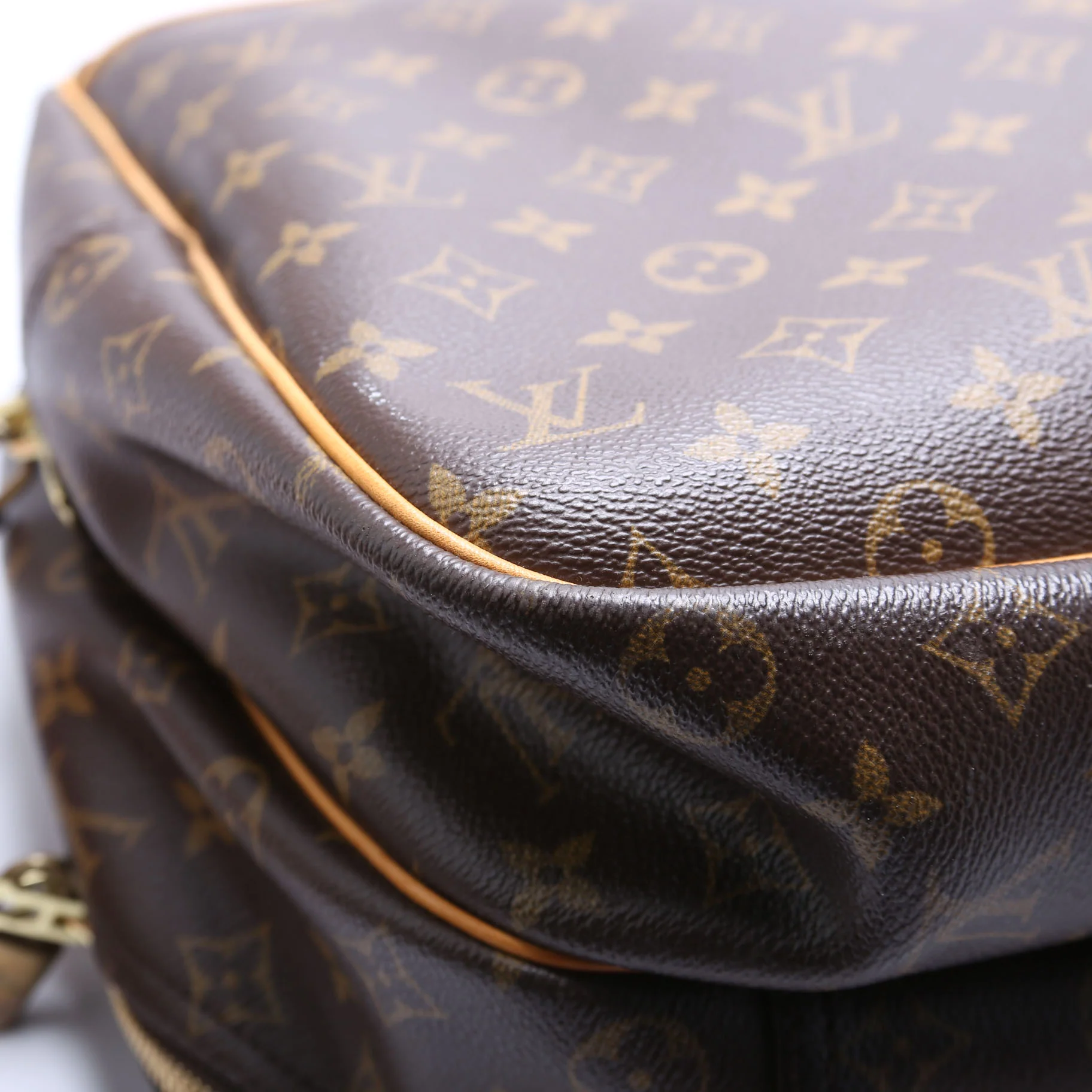 Alize 2 Compartment Monogram - Image 5