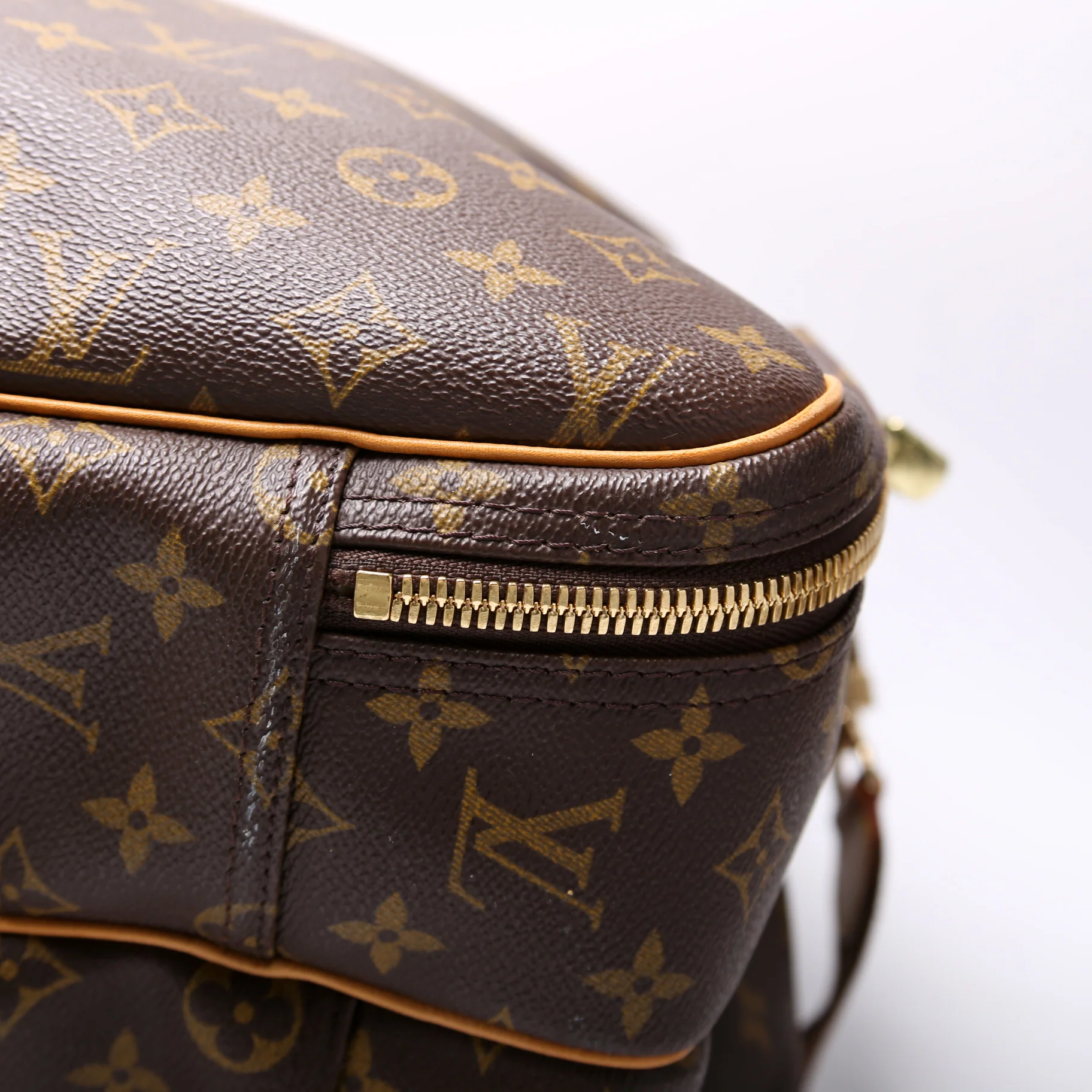 Alize 2 Compartment Monogram - Image 7