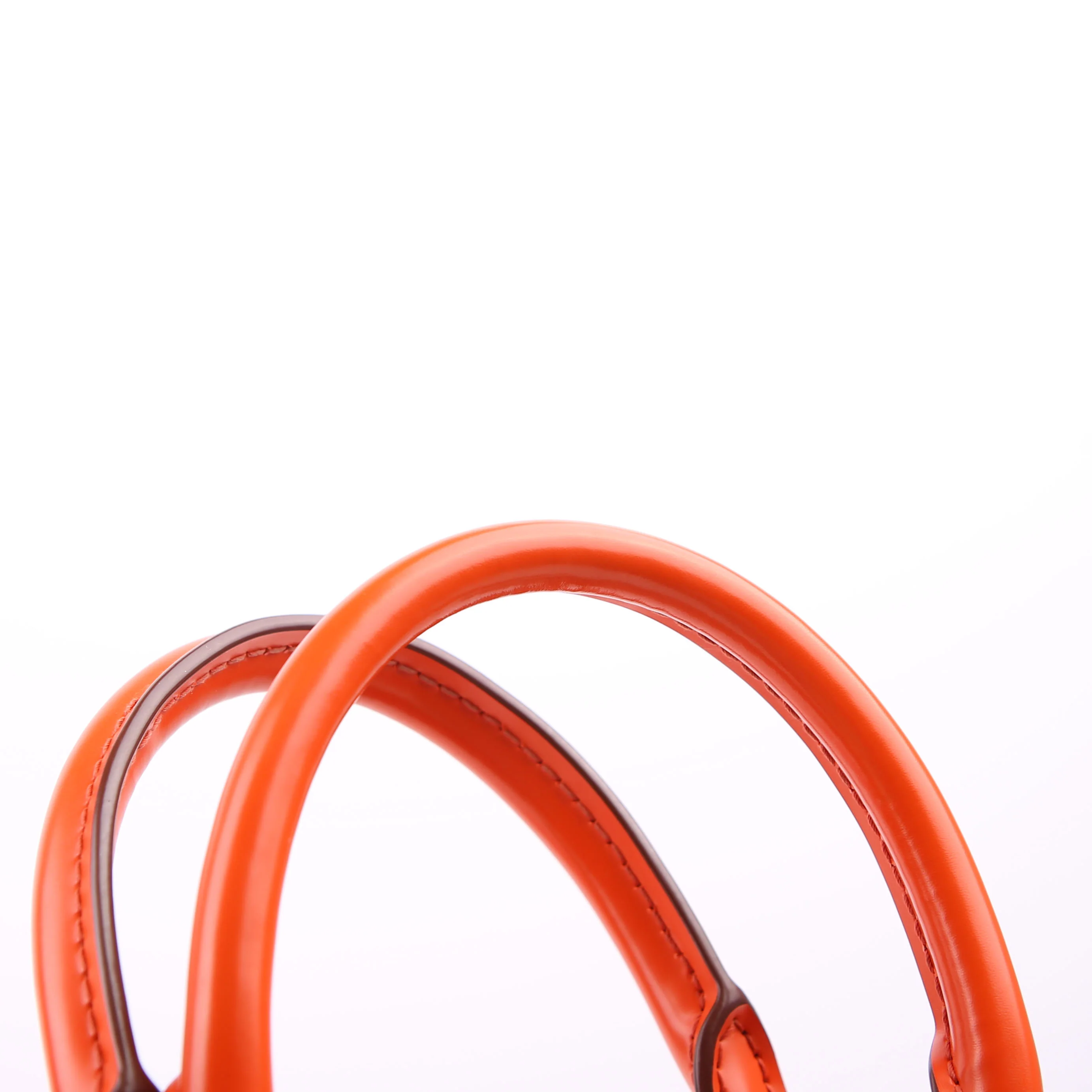 Alma MM NM Epi Orange - Image 12