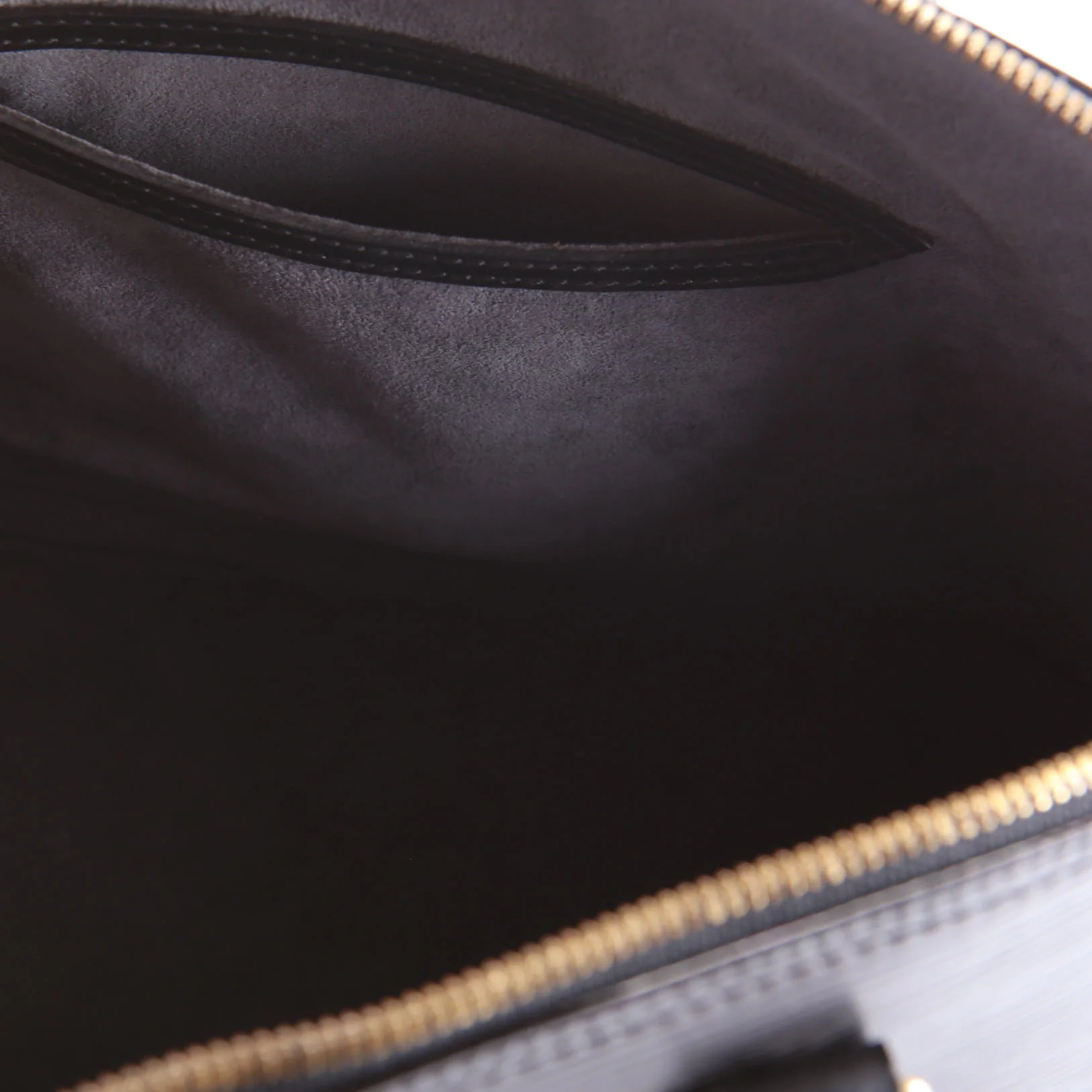 Alma PM Epi Older Black - Image 12
