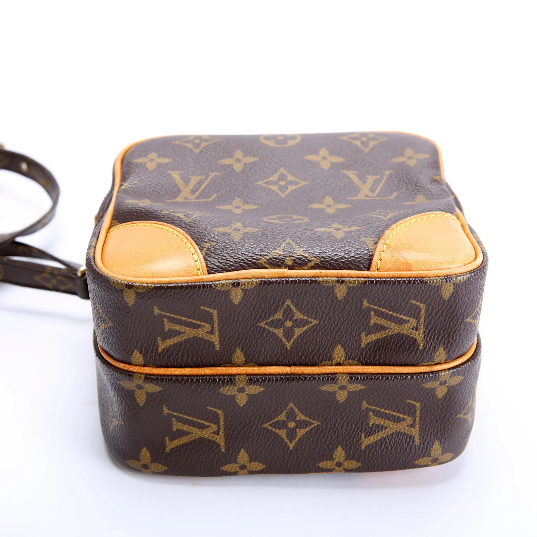 Amazone Monogram - Image 4