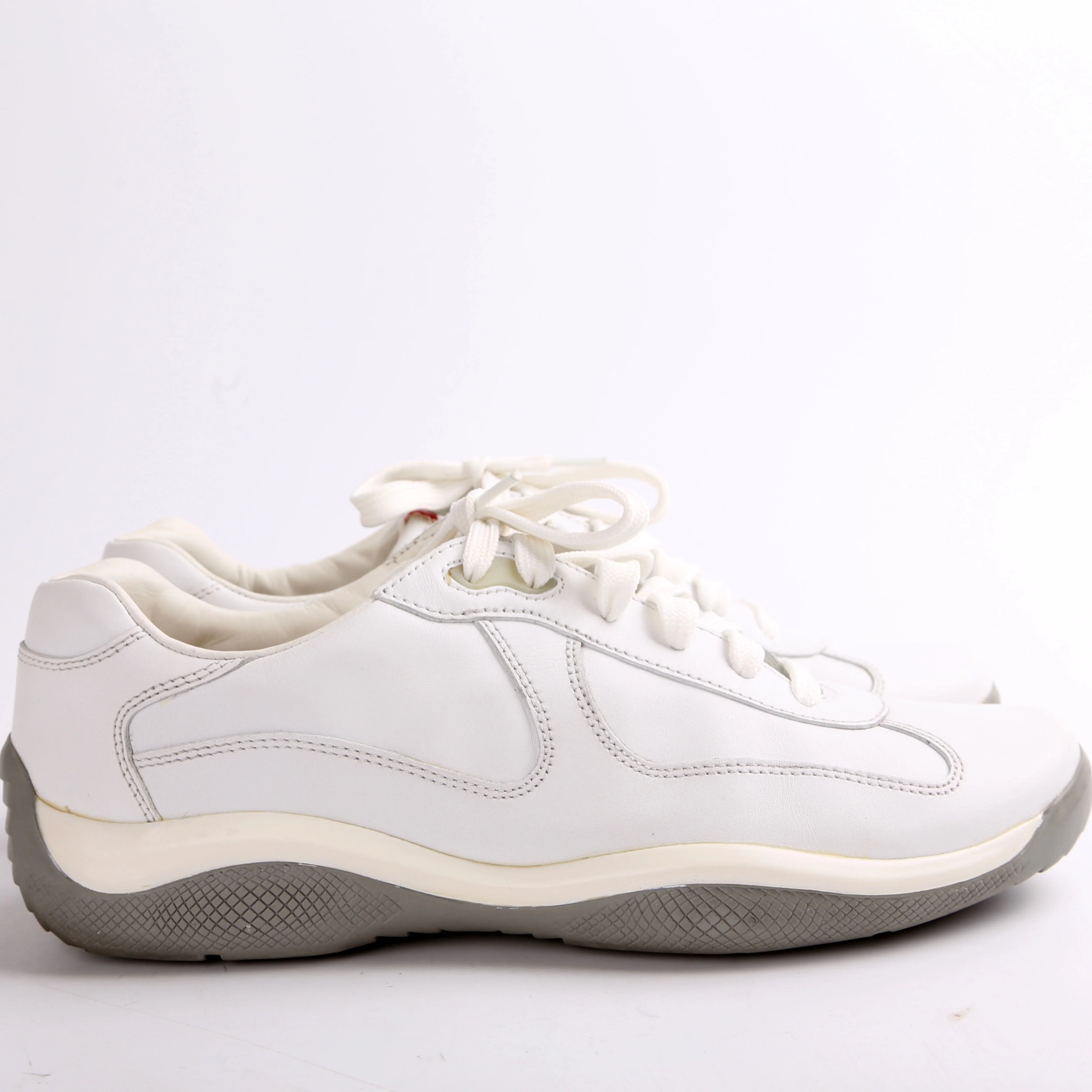 America's Cup Sneakers Men's Size 6(Womens Size 38) - Image 4